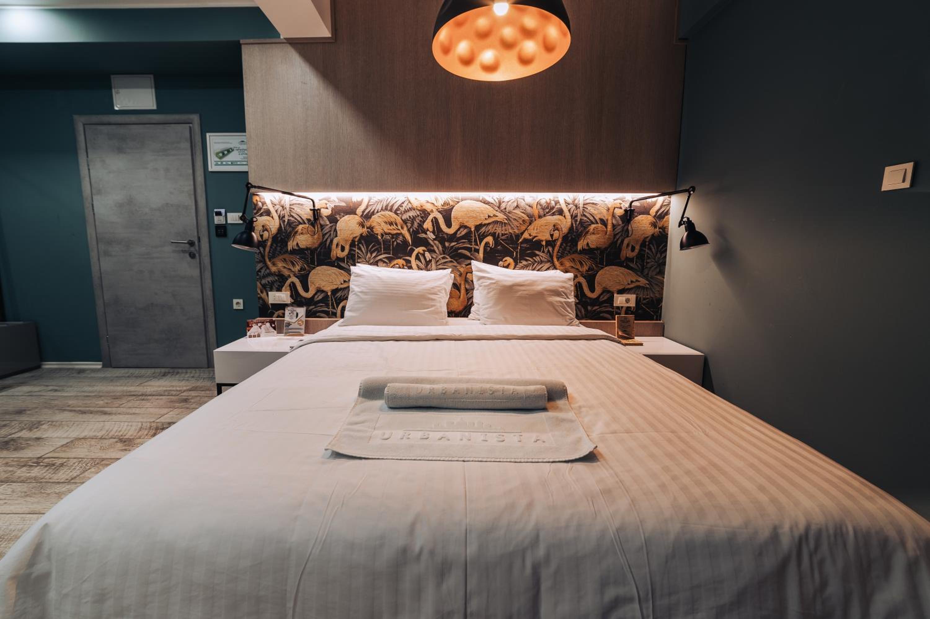 Deluxe Double Room with Balcony - Photo 1