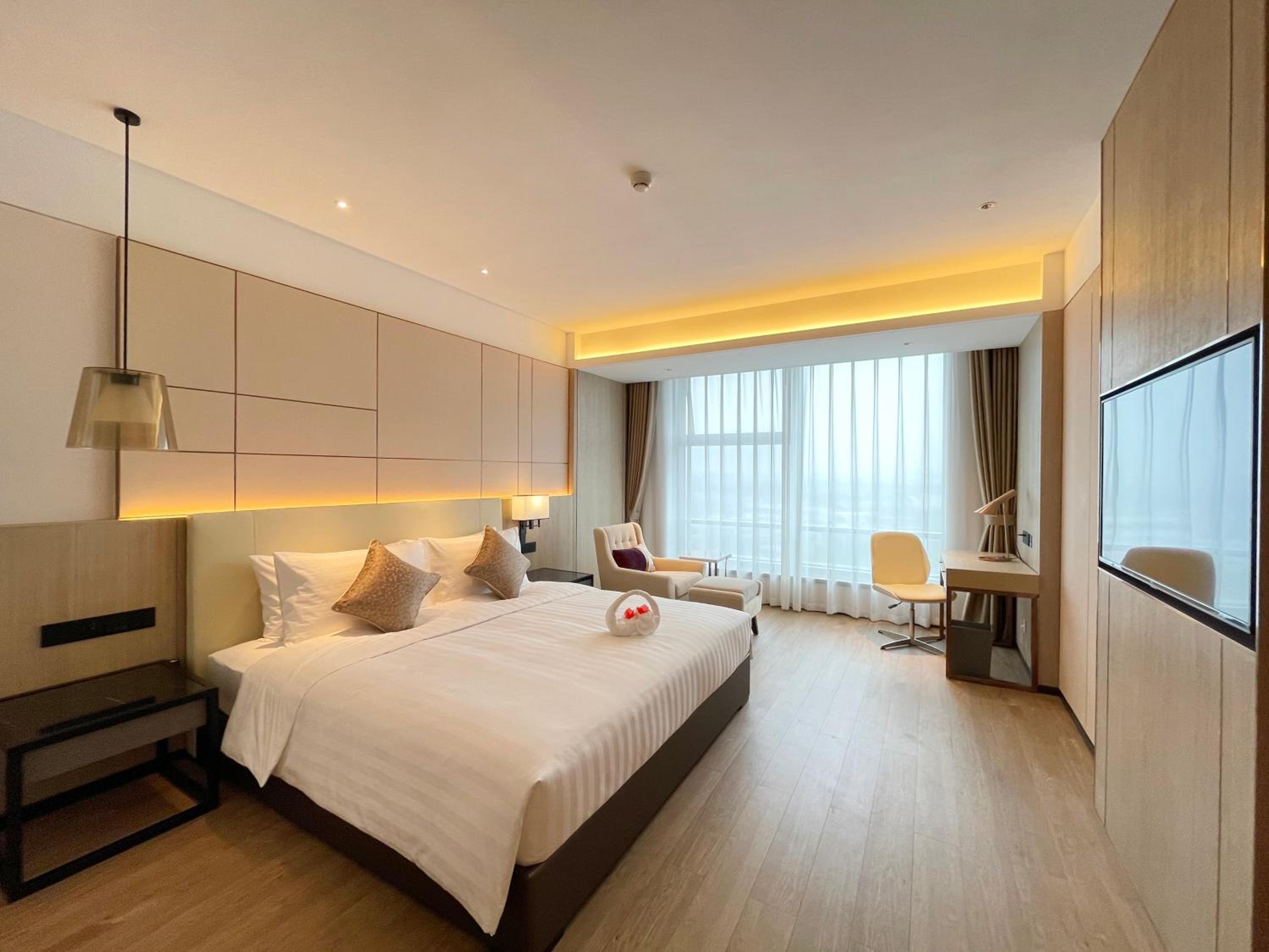 Business Double Room with City View
