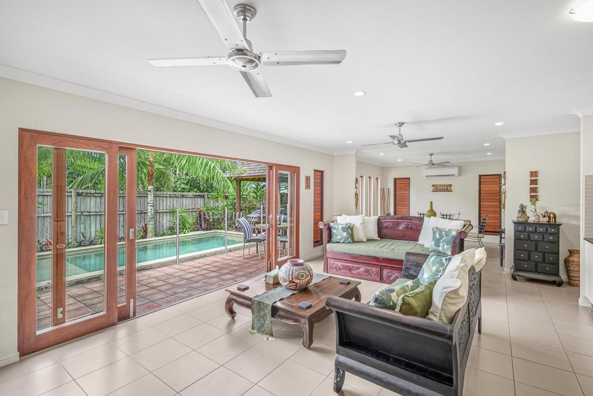 Four-Bedroom House photo 1