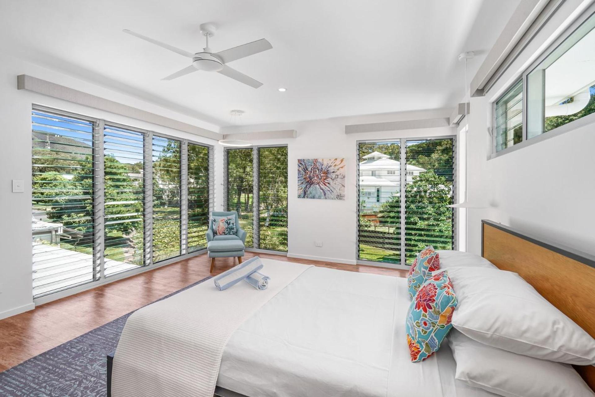 Three-Bedroom House photo 1