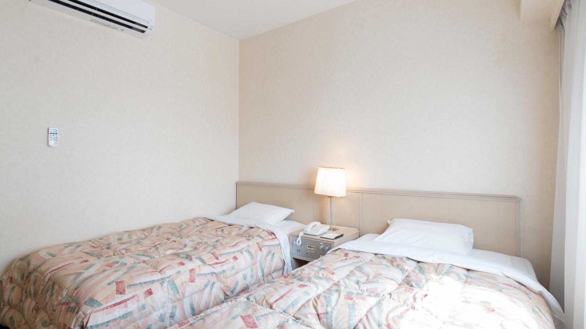 Twin Room - Non-Smoking
