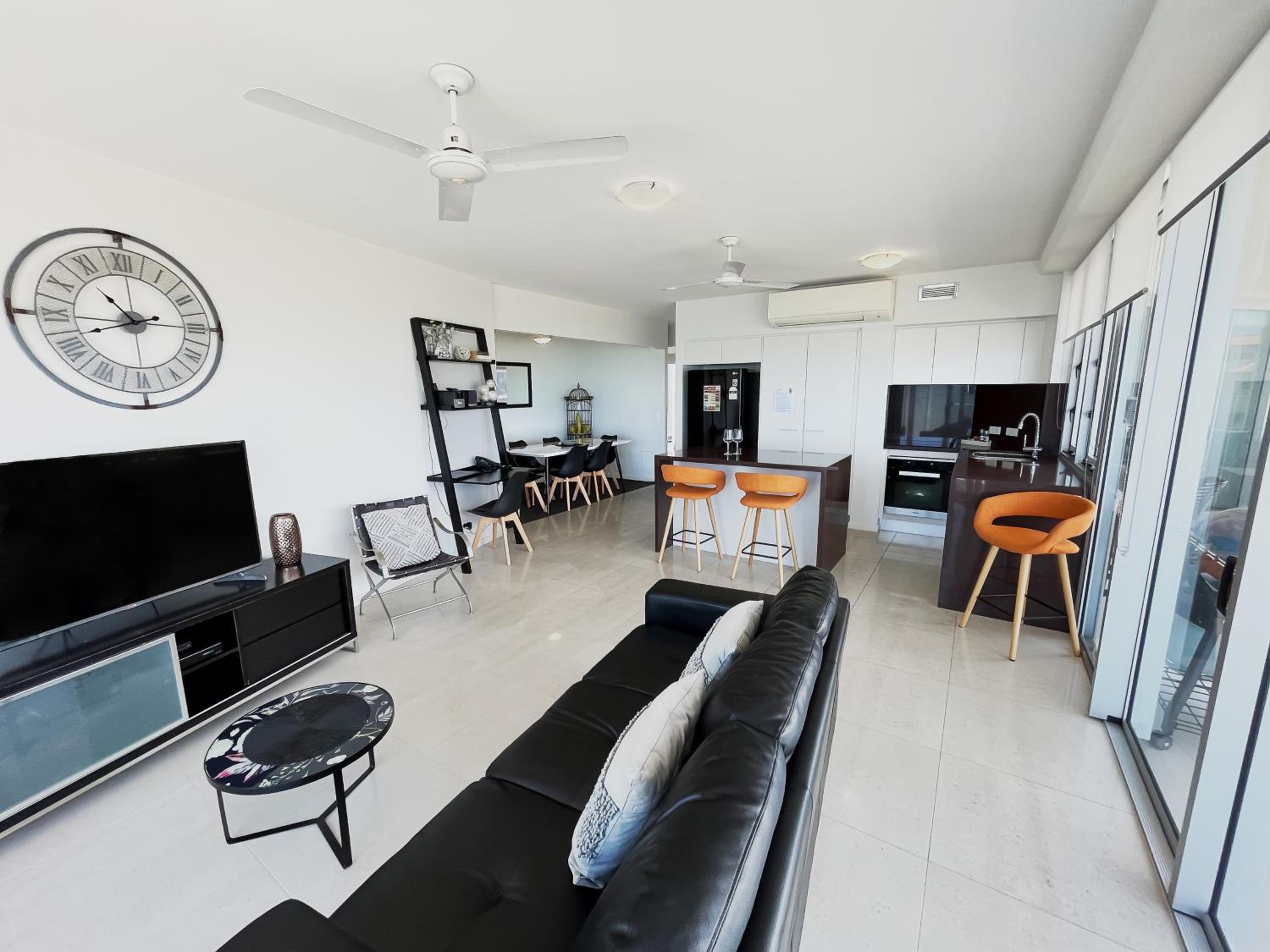 2 Bedroom Apartment Oceanfront