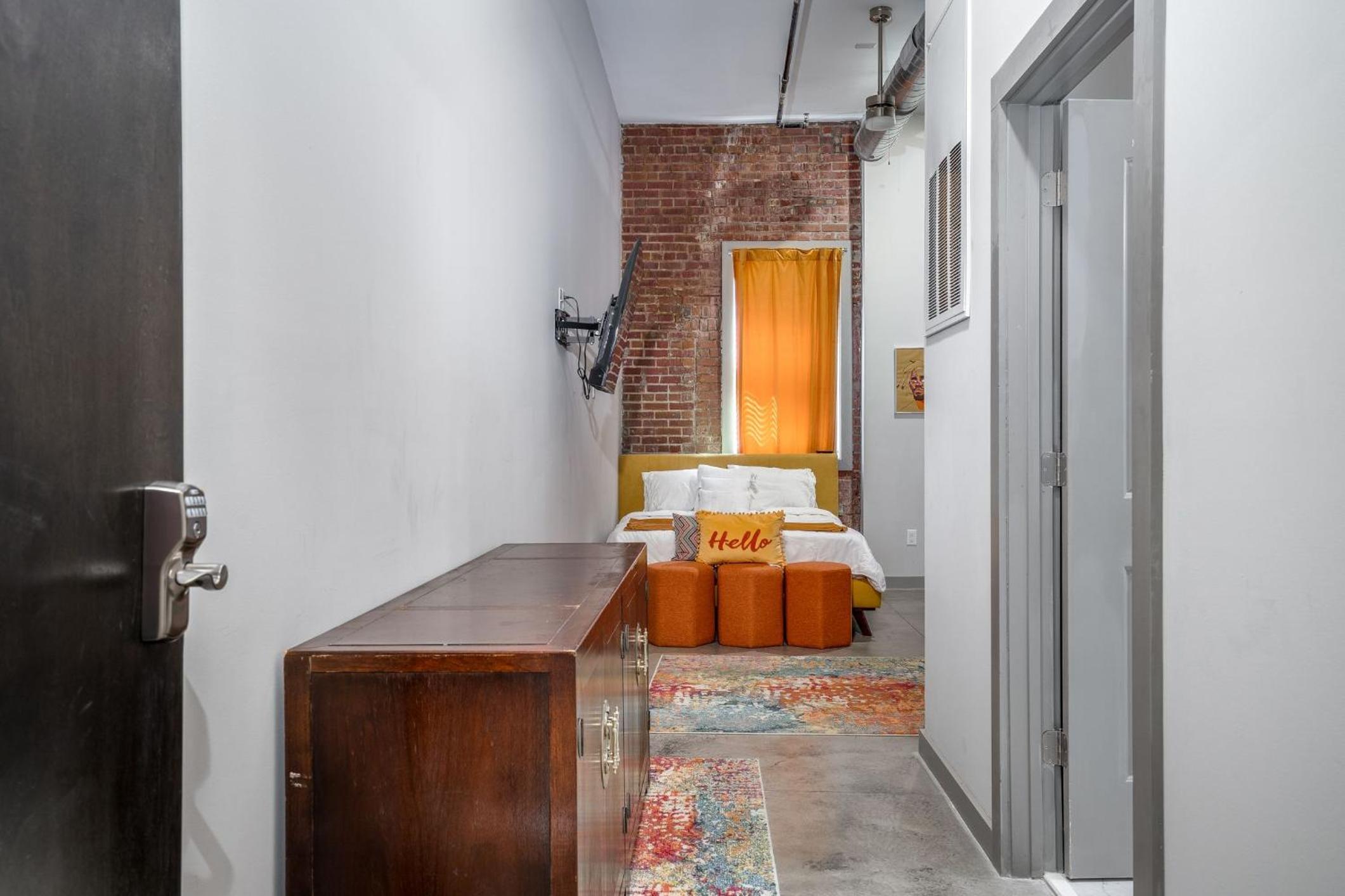 Studio Apartment photo 3