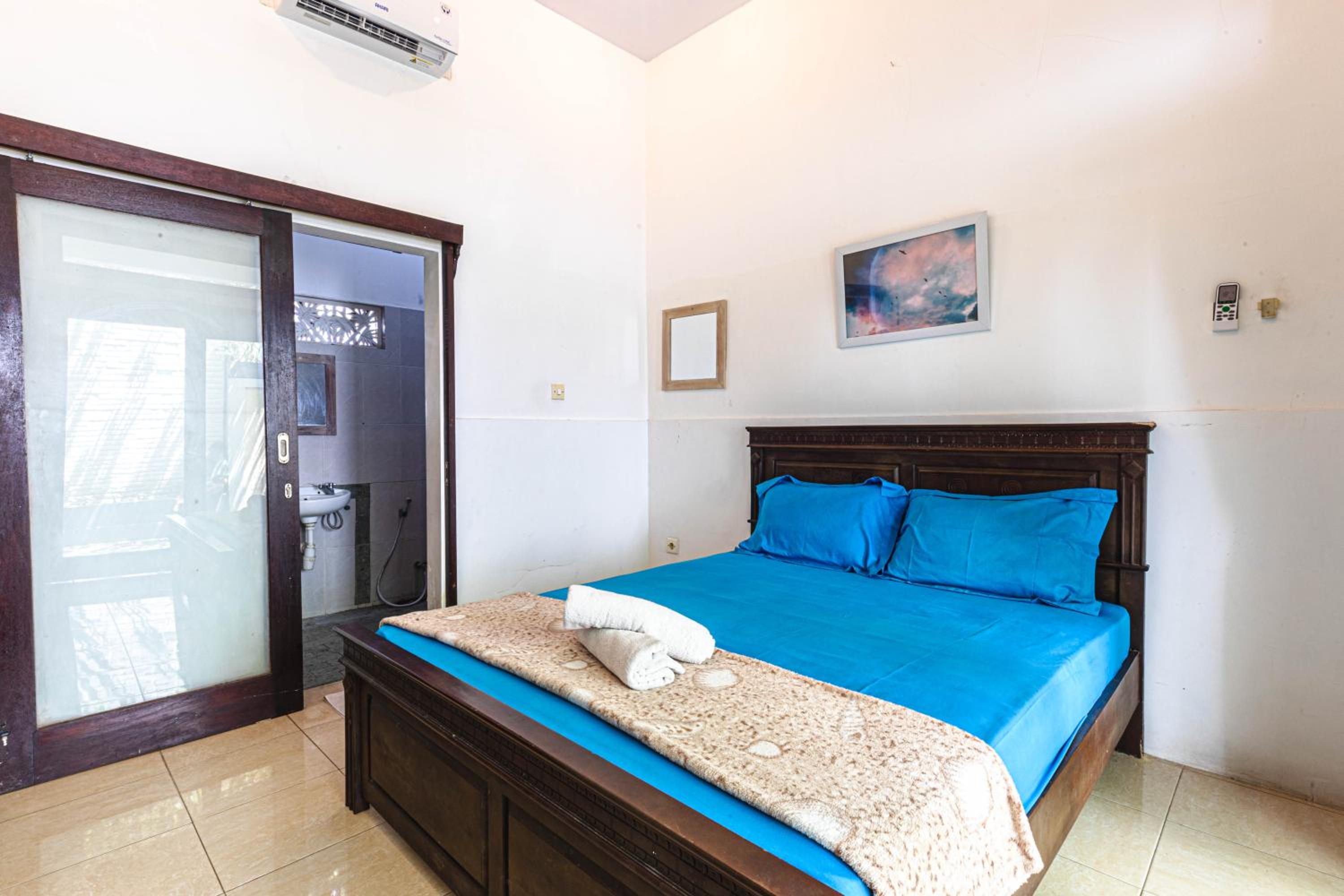 Deluxe Double Room - Photo 9