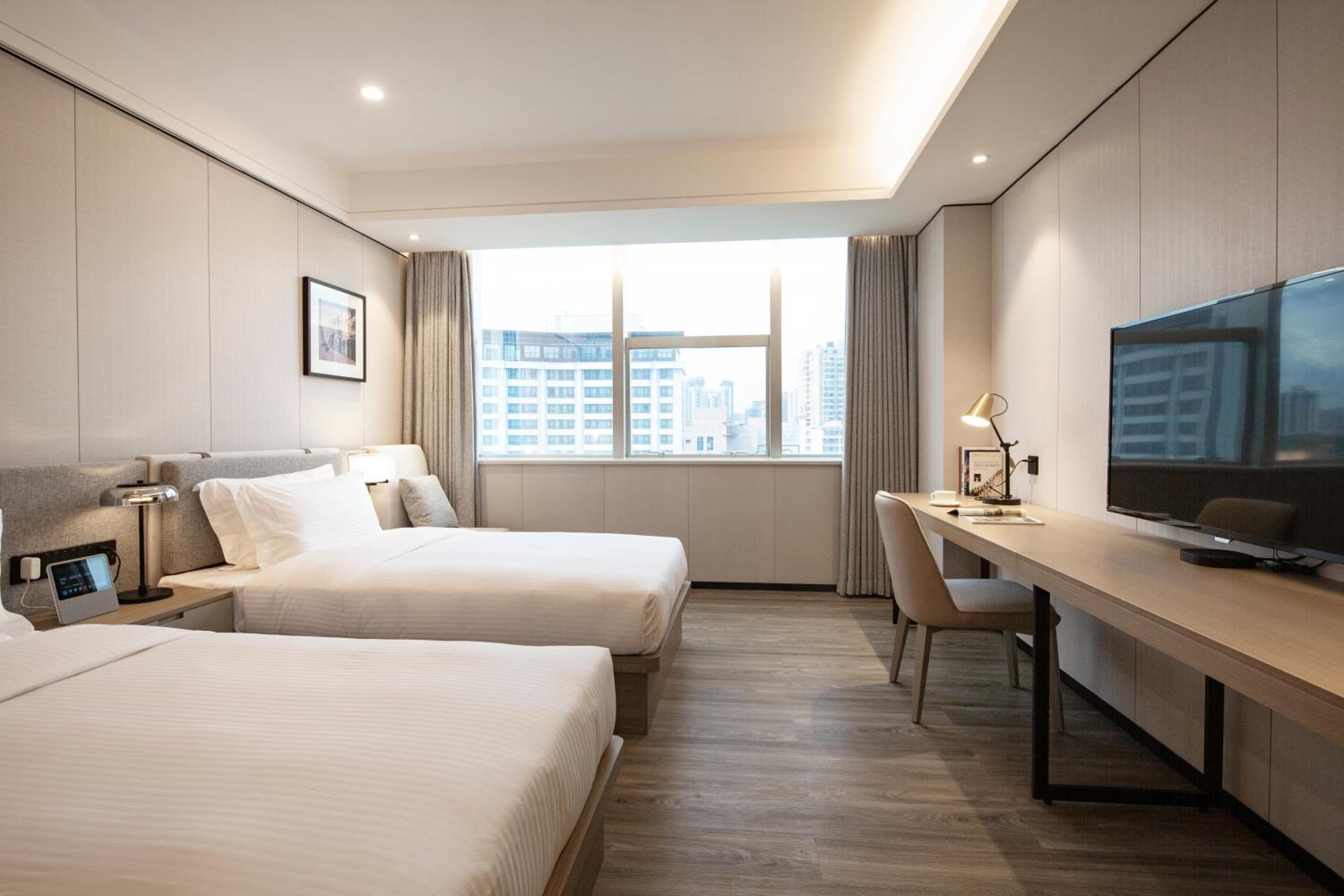 Deluxe Twin Room photo 3
