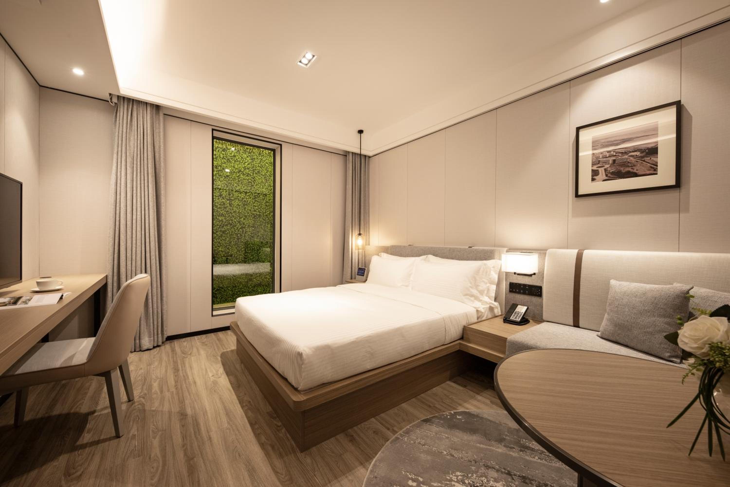 Superior King Room （No Window）
