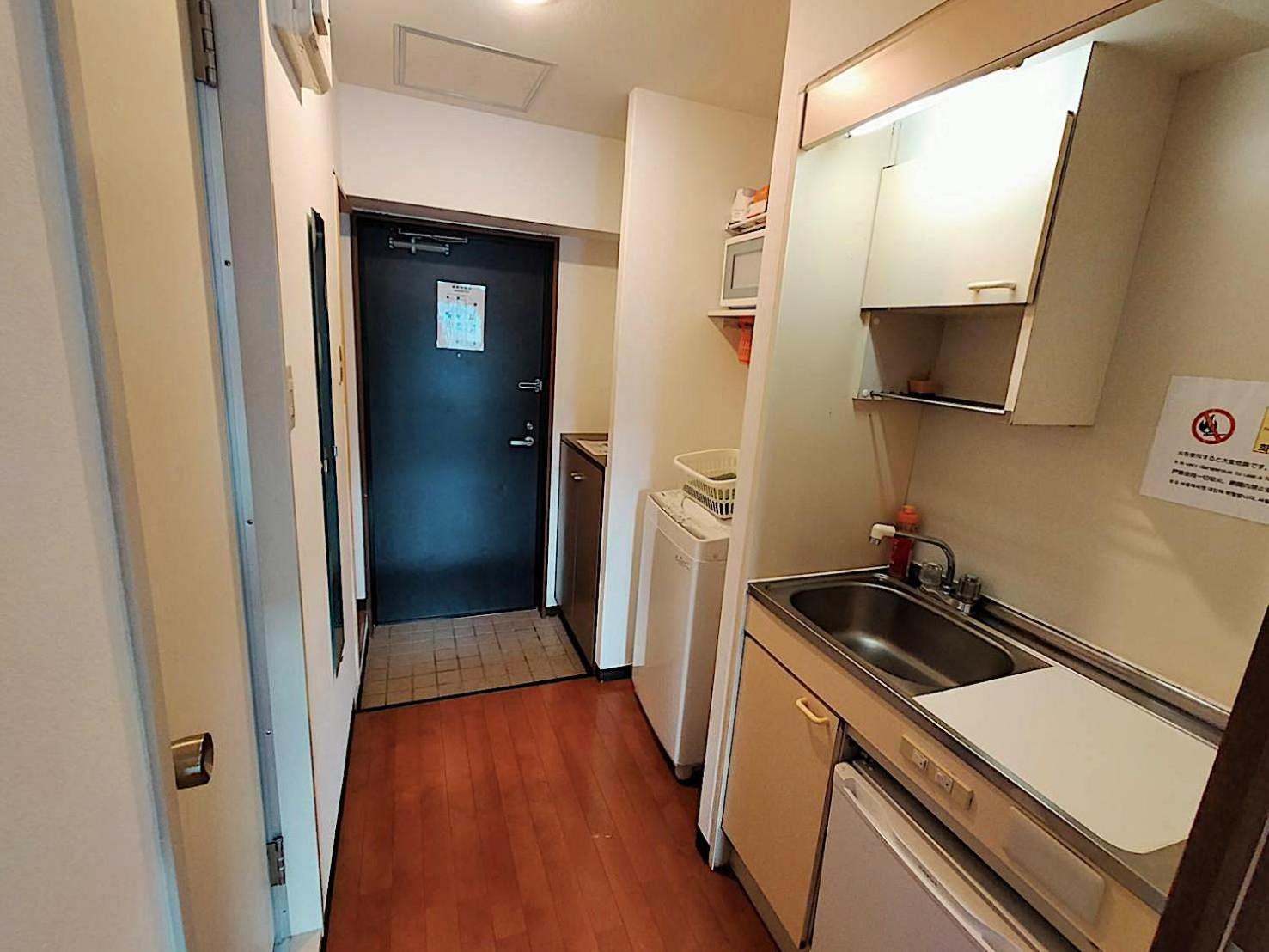 Apartment with Balcony 701 - Photo 7