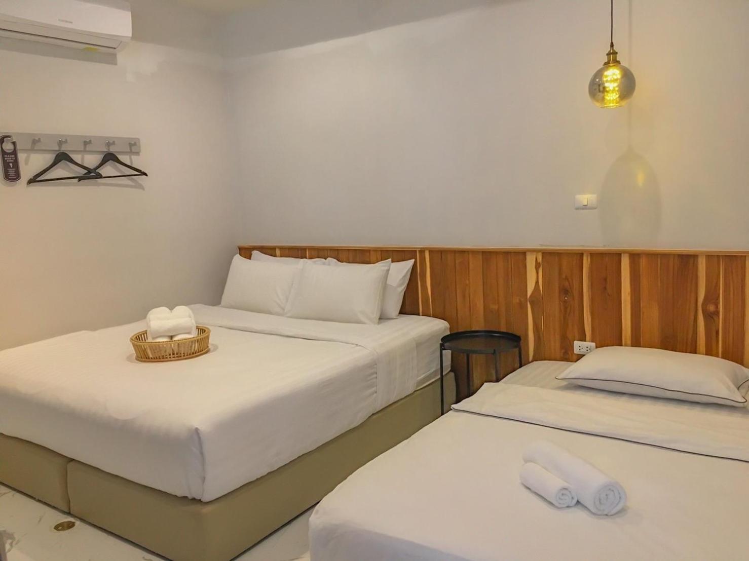 Deluxe Triple Room - Photo 2