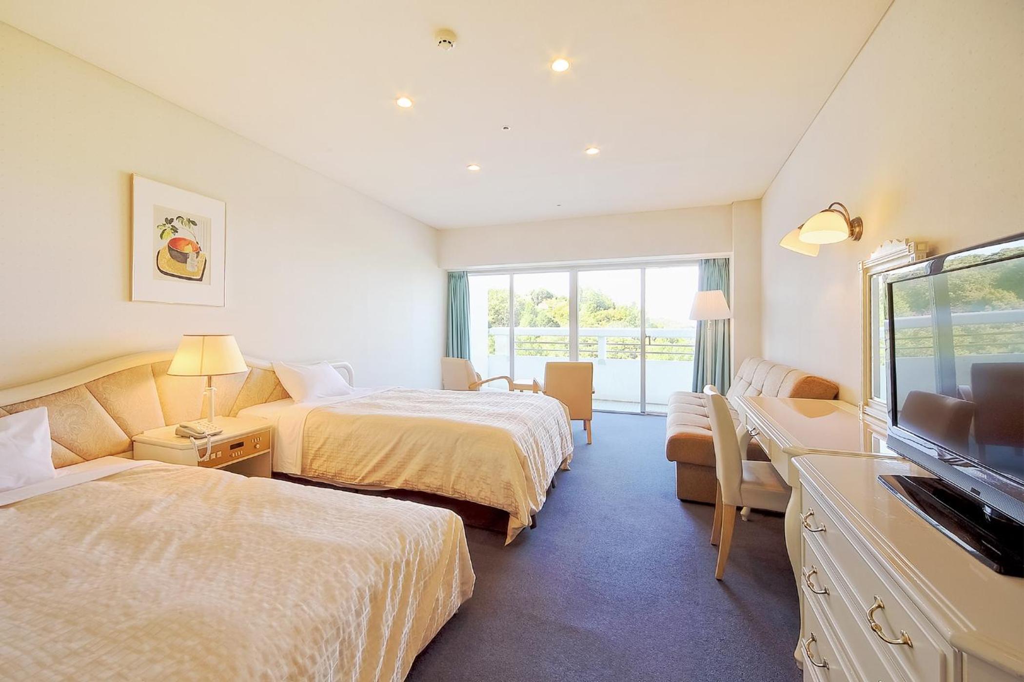 Standard Twin Room - Private Bathroom - Non-Smoking