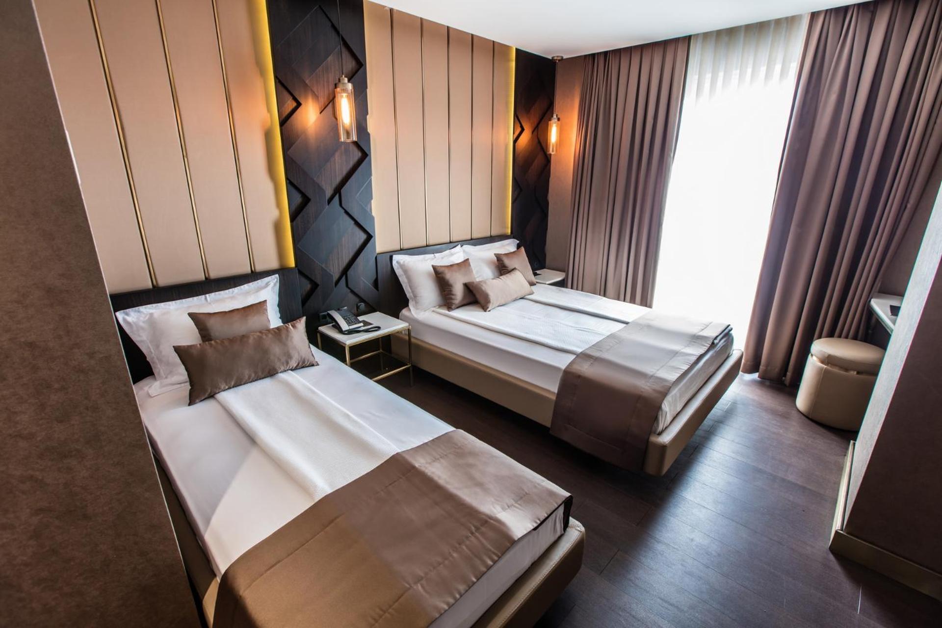Standard Triple Room photo 2