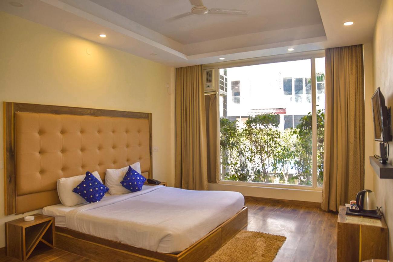 Standard Double Room - Photo 4
