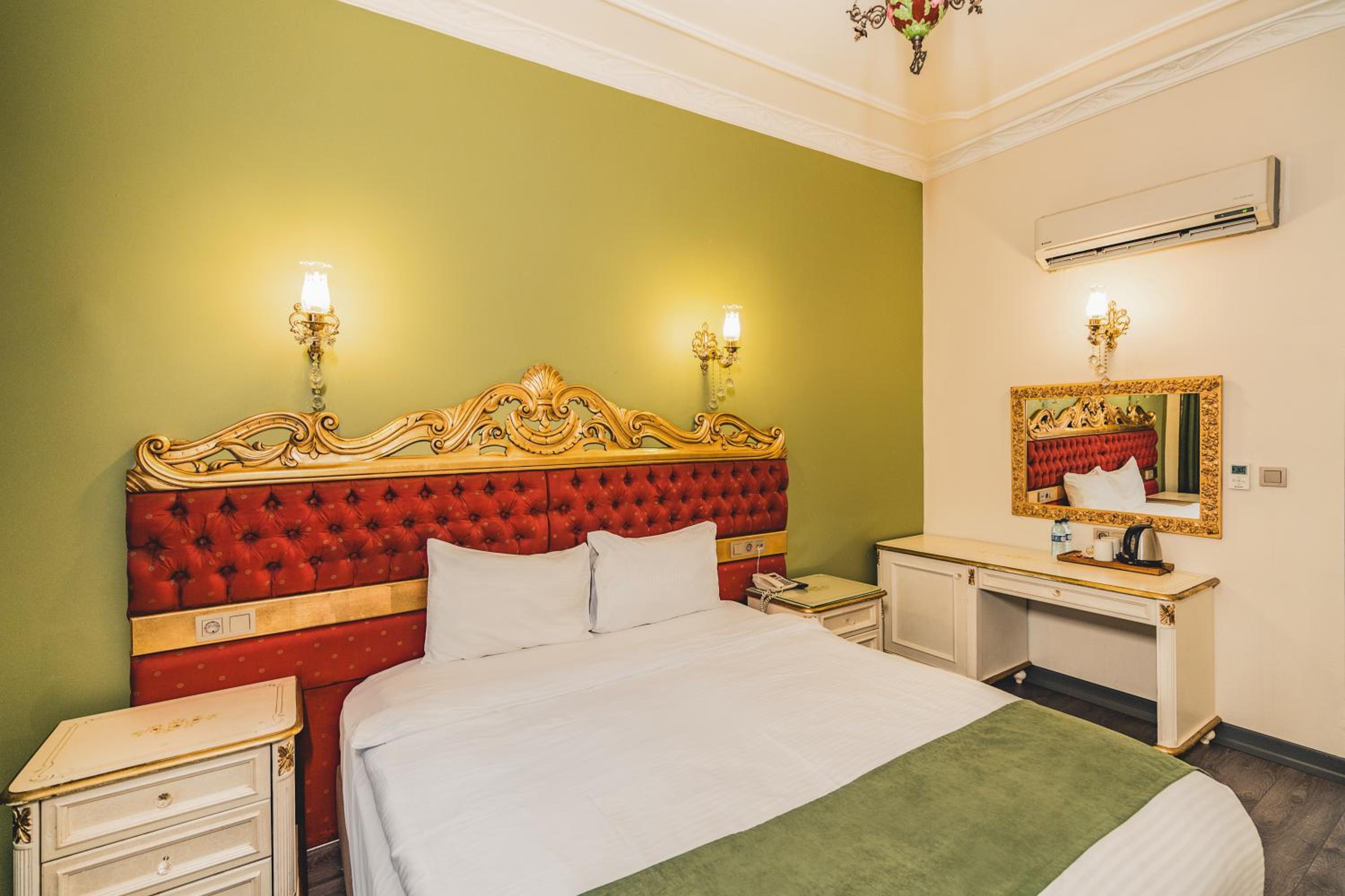 Superior Double Room photo 2