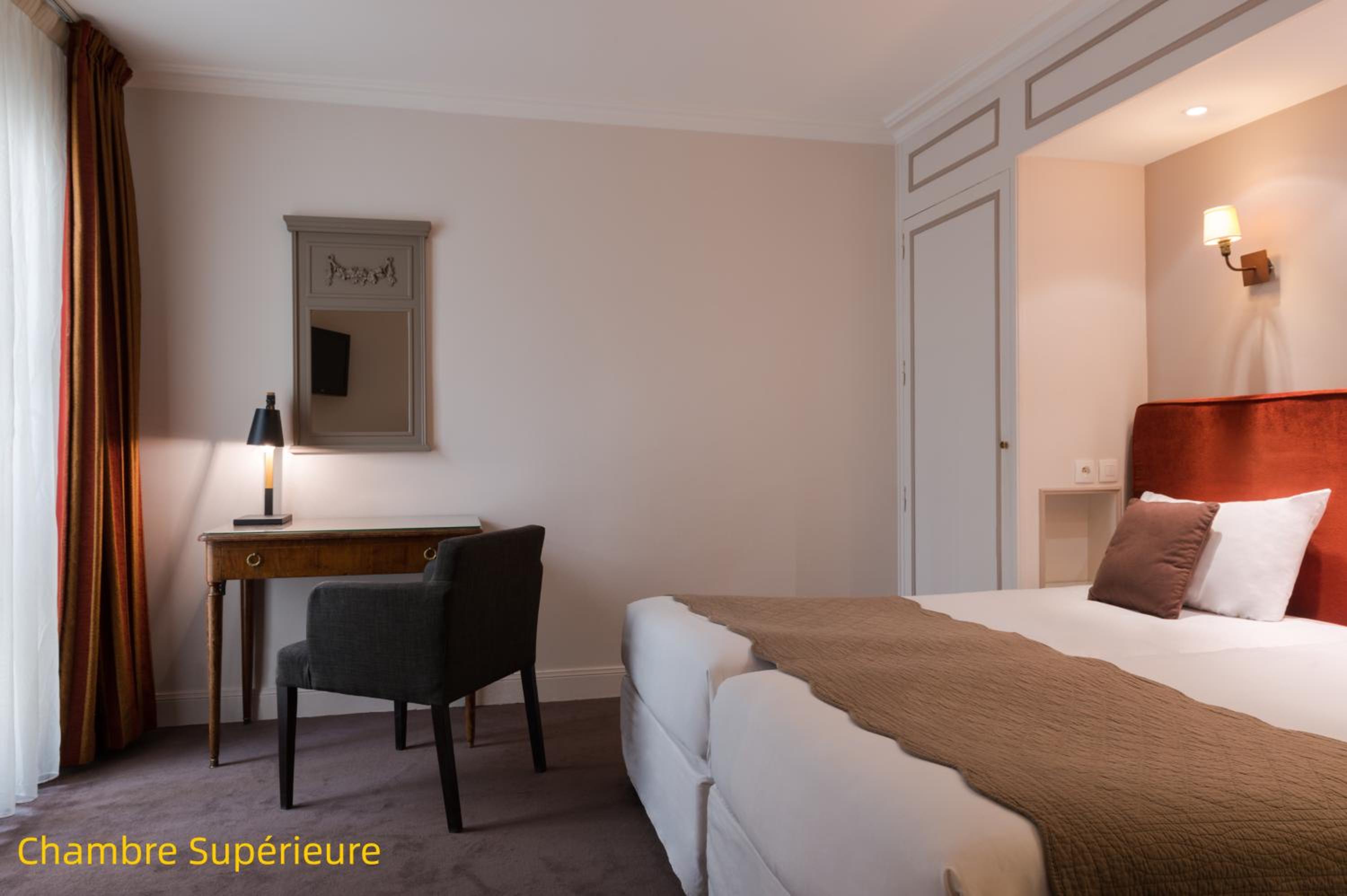Superior Queen Room photo 2