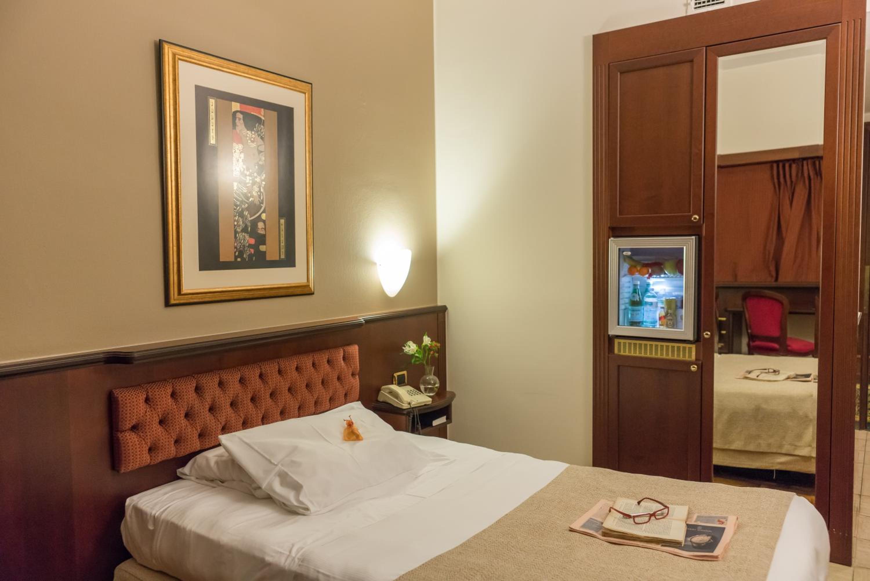 Double Room with French Bed