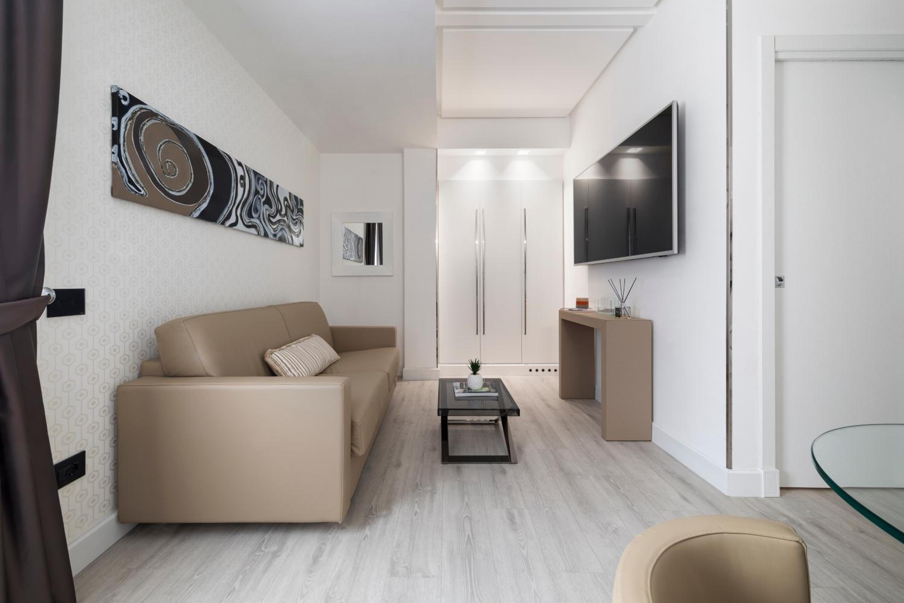 King Suite with Spa Bath