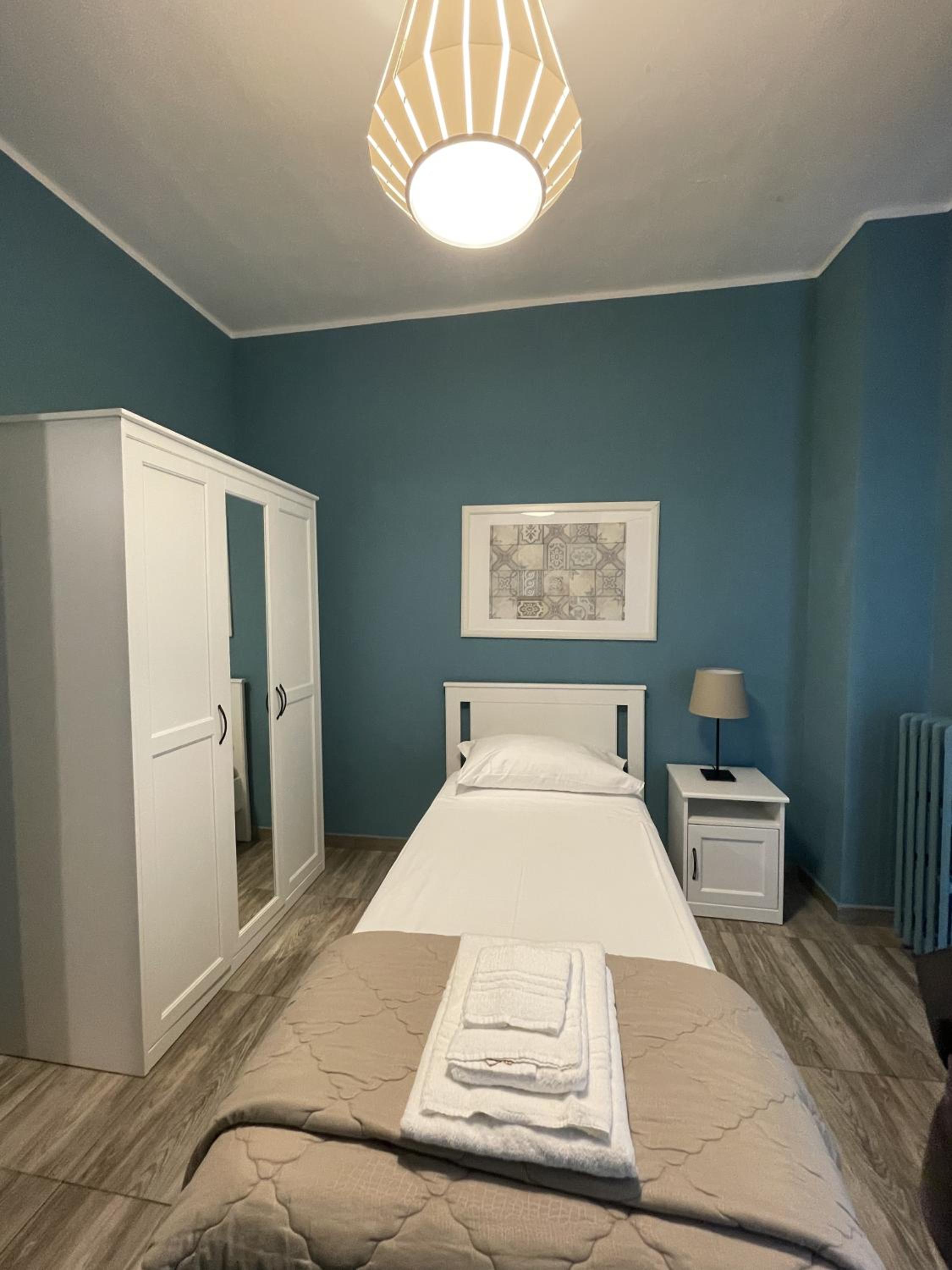 Single Room photo 1