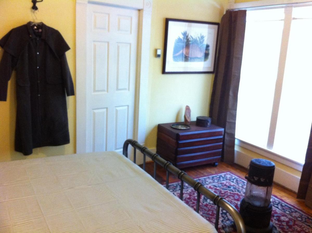 Brooks House Suites
