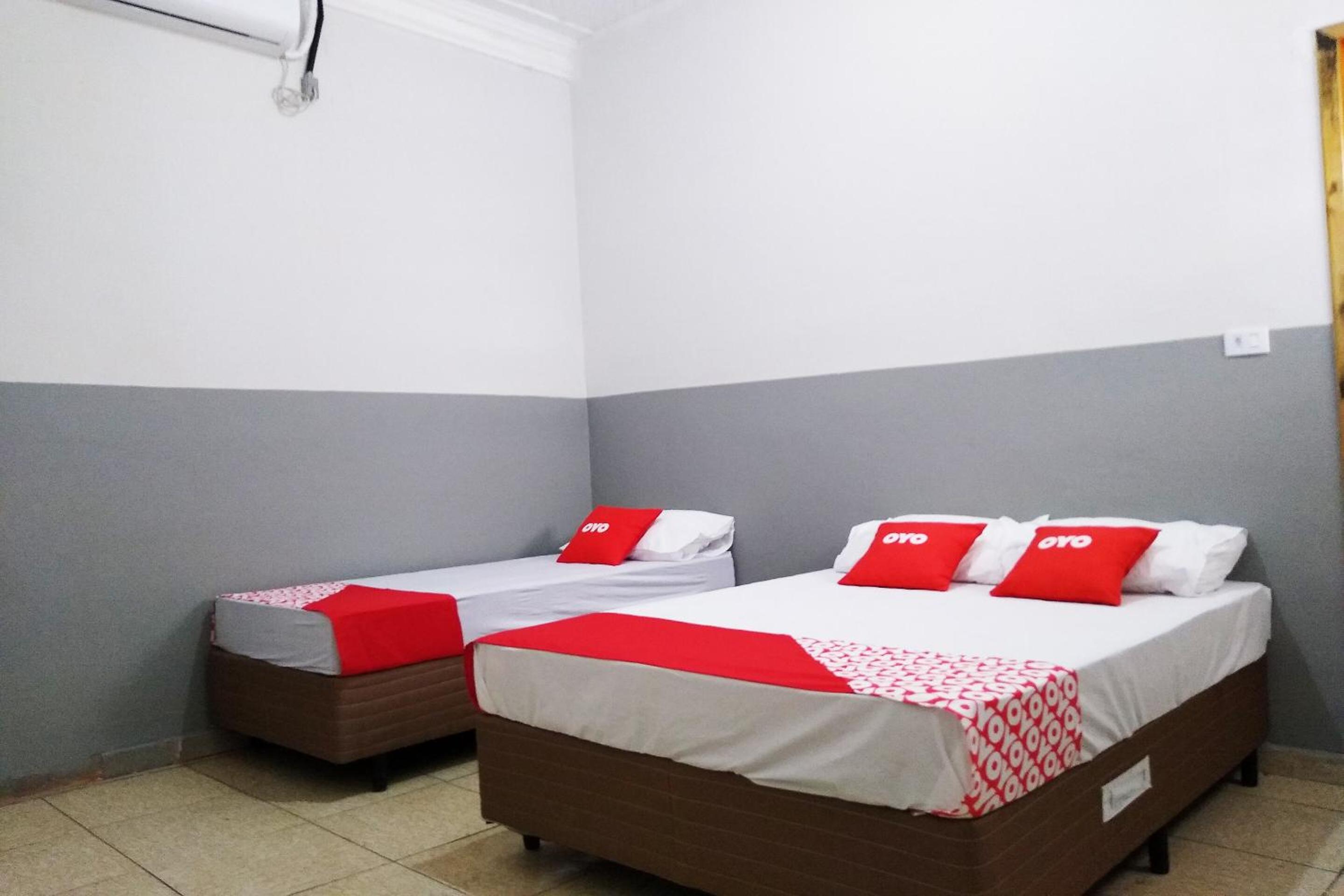Triple Room (1 Double bed + 1 Single bed) - Photo 9
