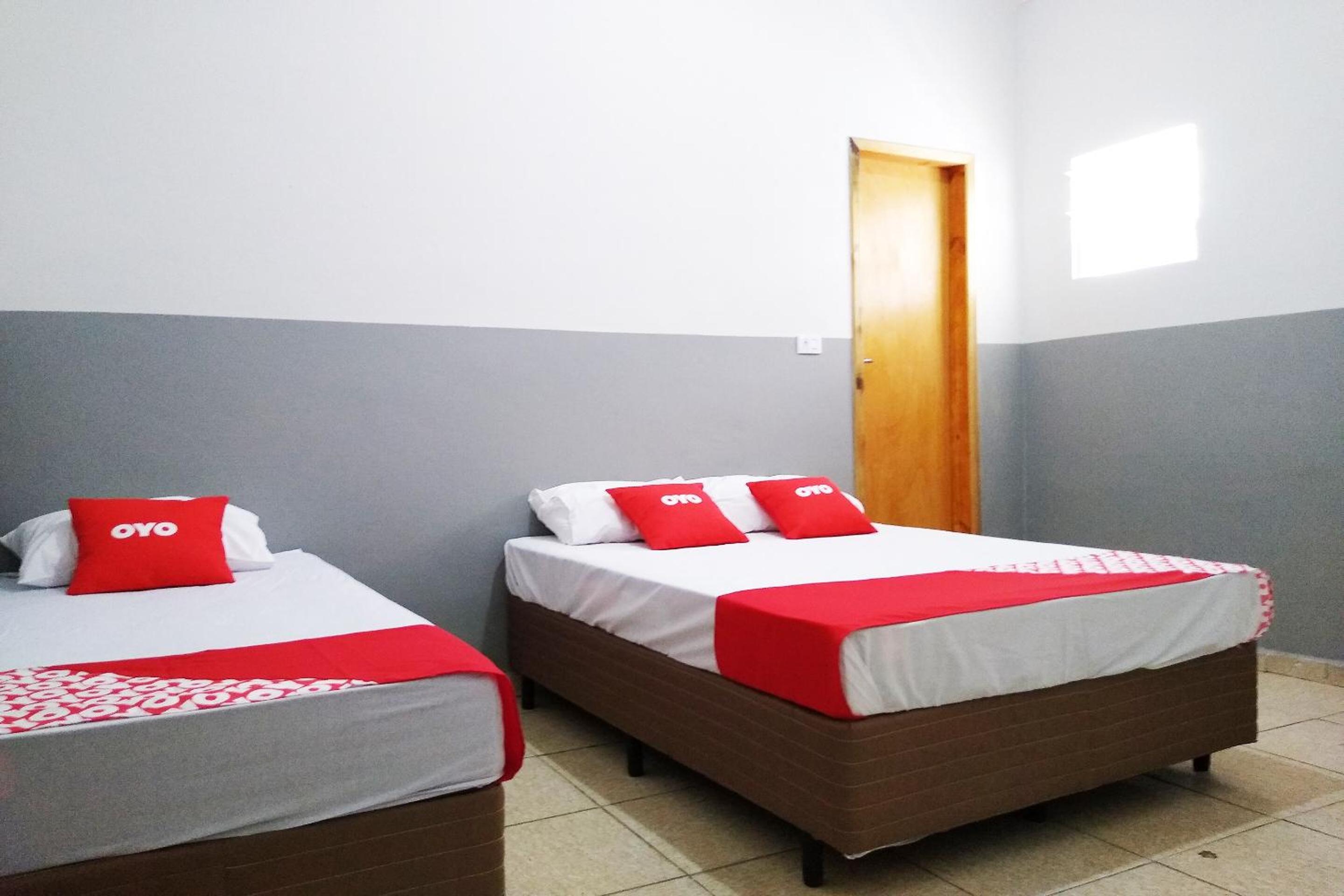 Triple Room (1 Double bed + 1 Single bed) - Photo 2