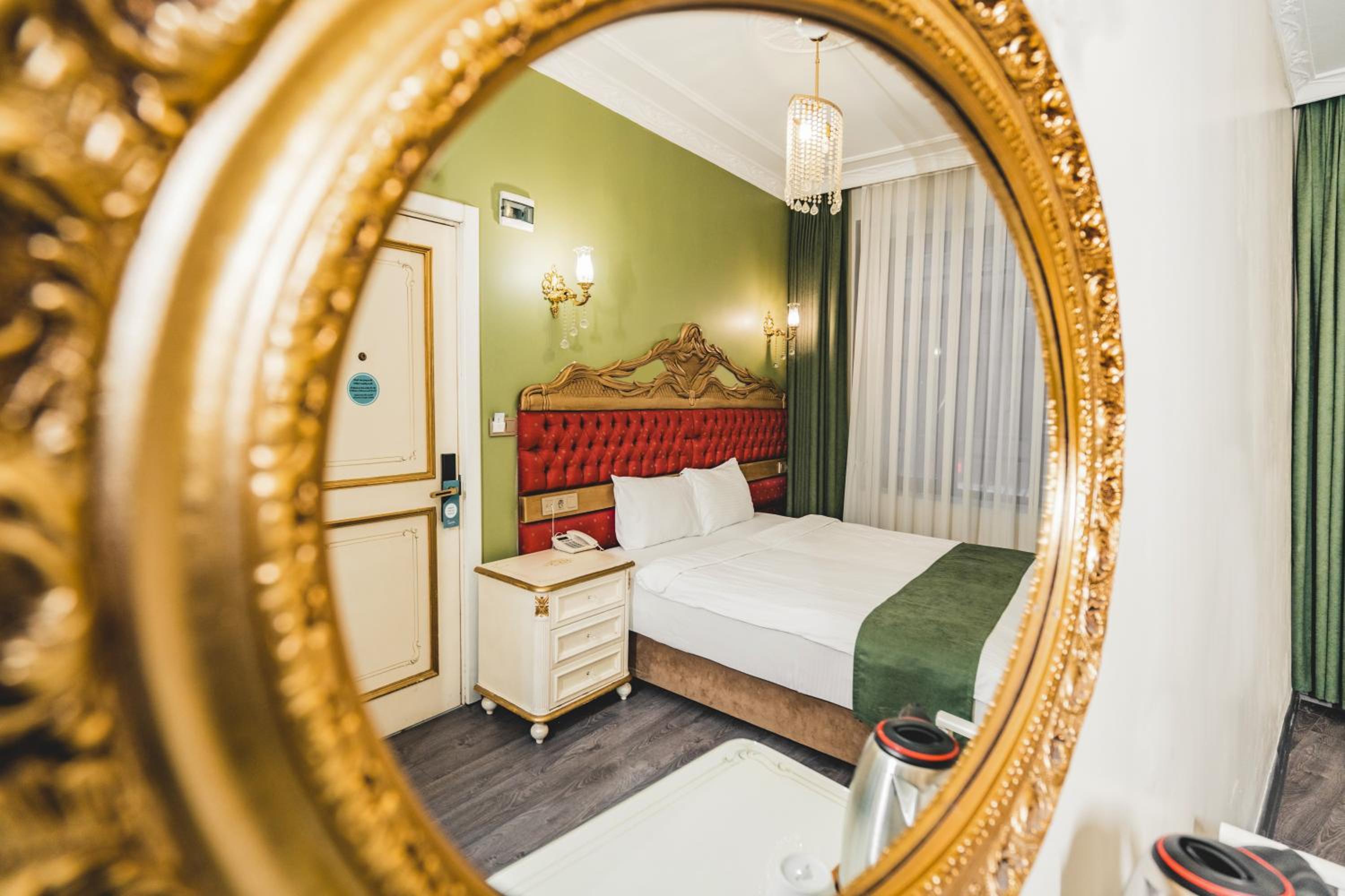 Budget Double Room photo 1
