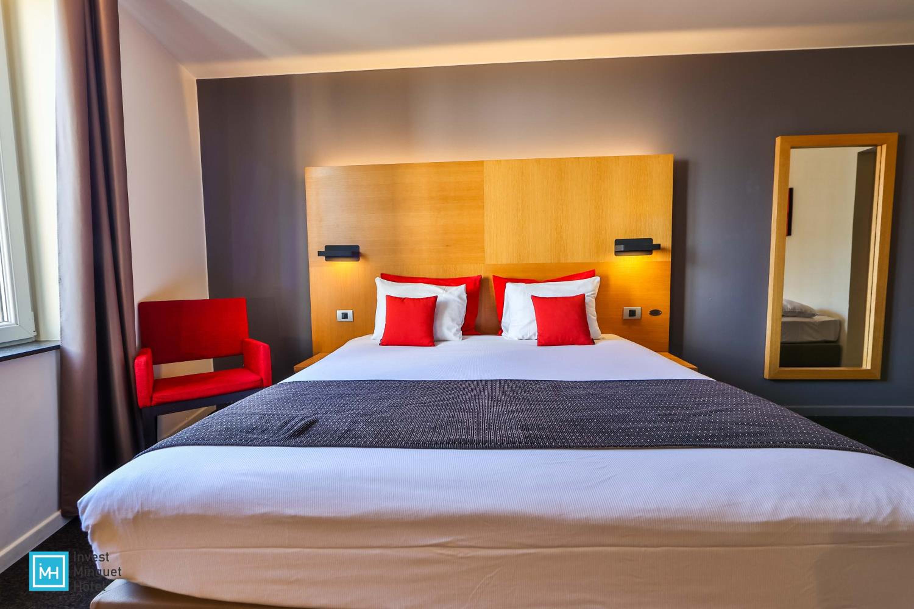 Standard Double Room - Photo 17