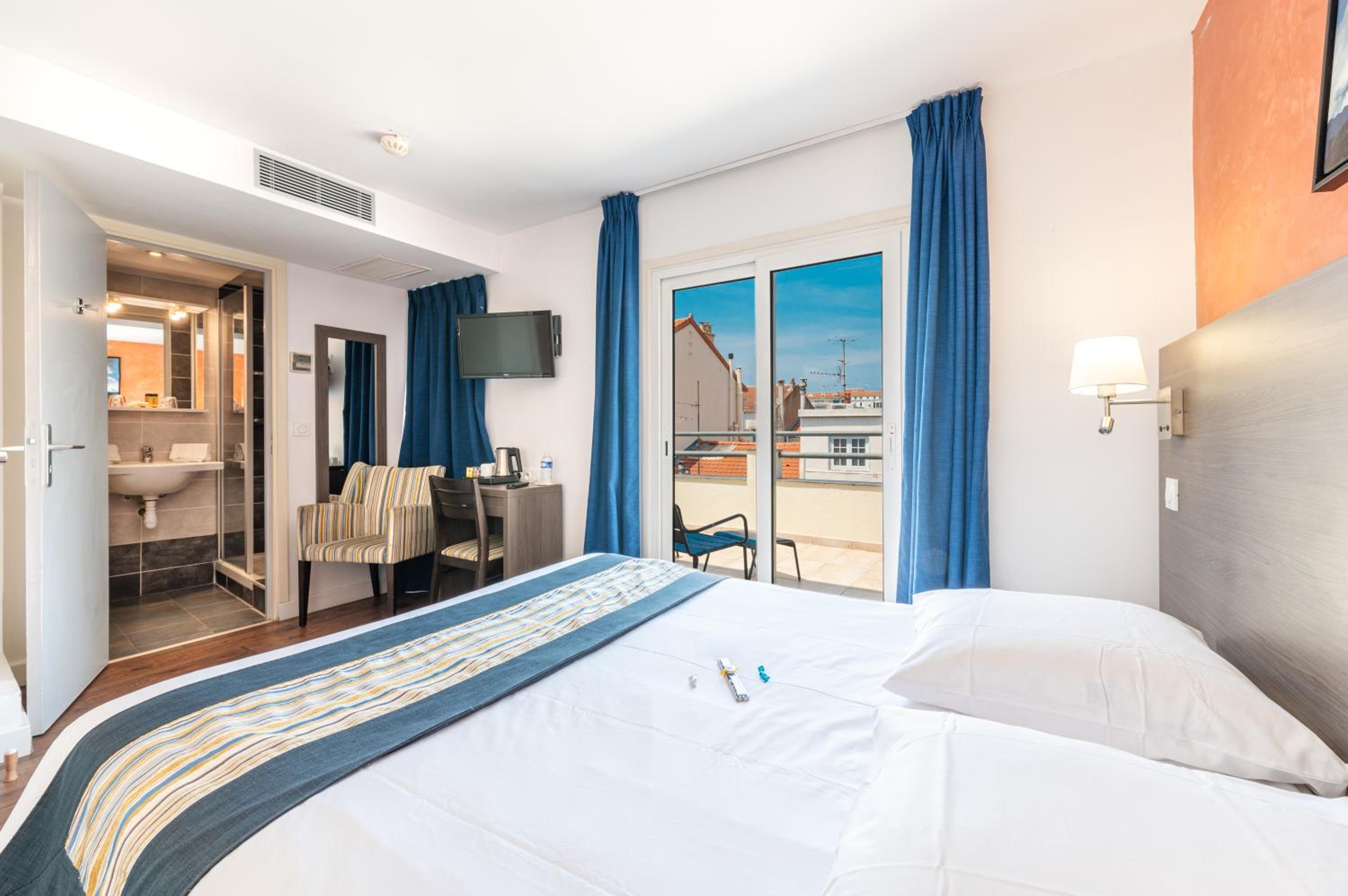 Superior Double Room with Terrace photo 2