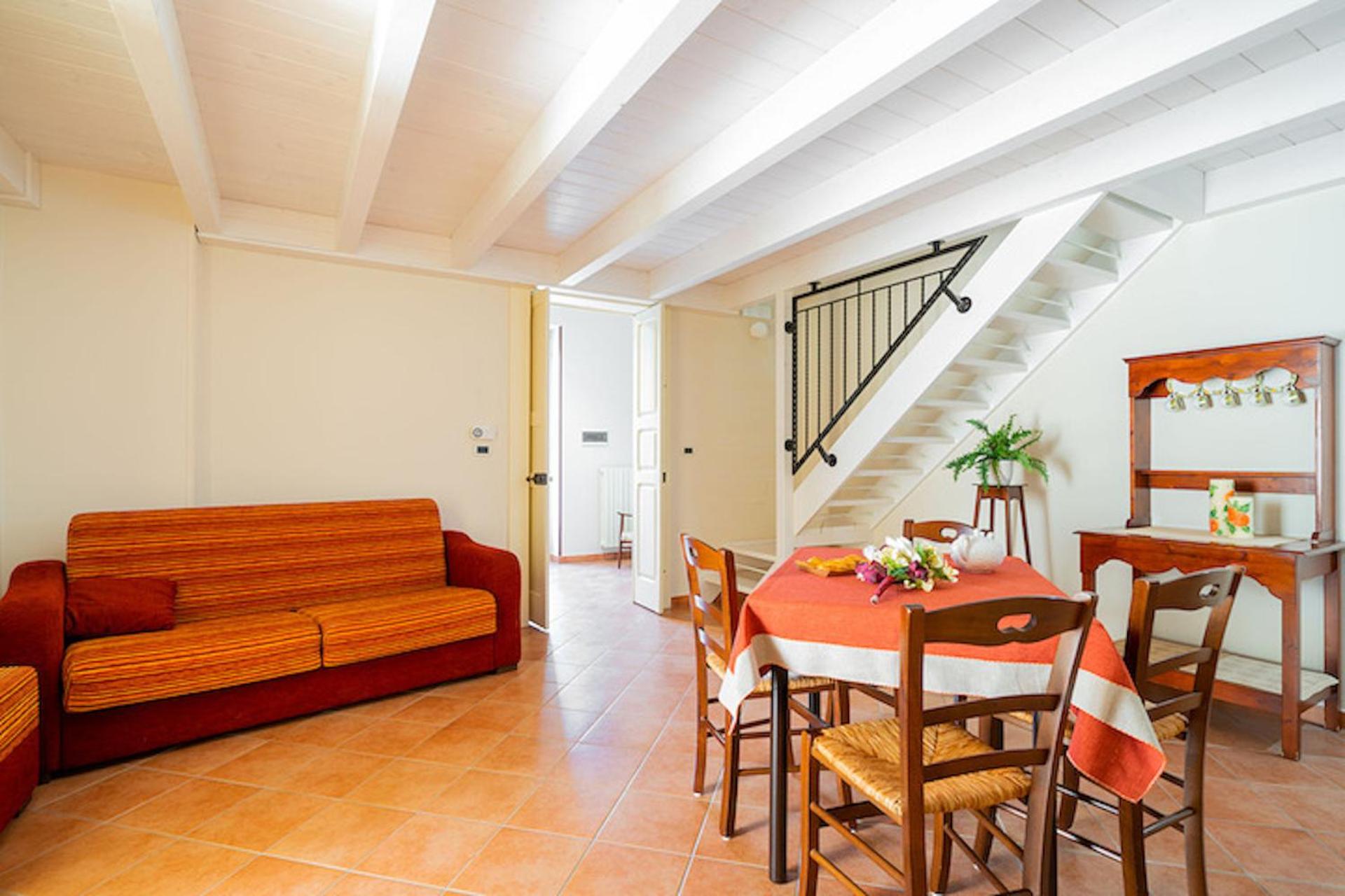 Maisonette photo 2