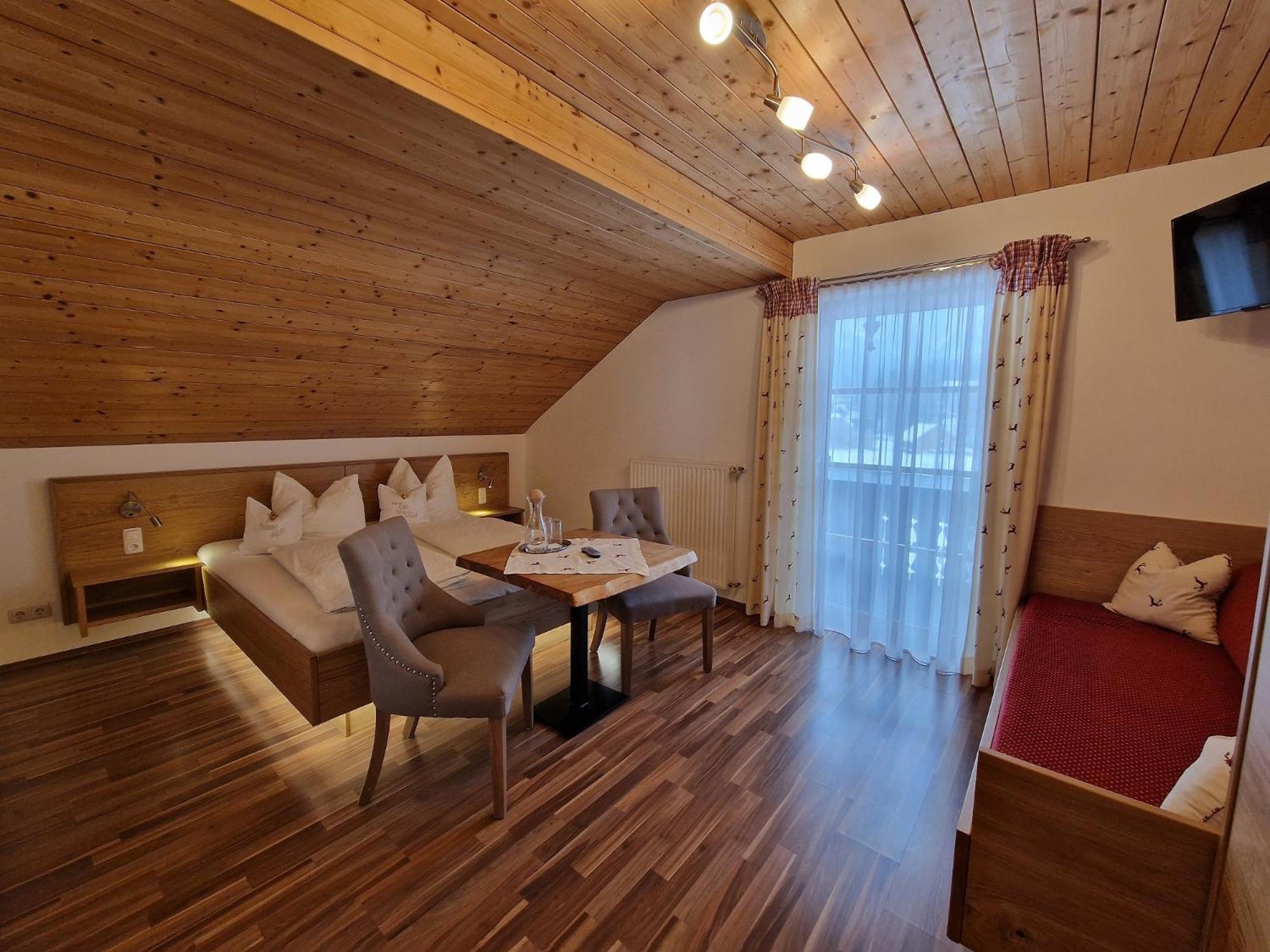 Triple Room with Mountain View photo 3