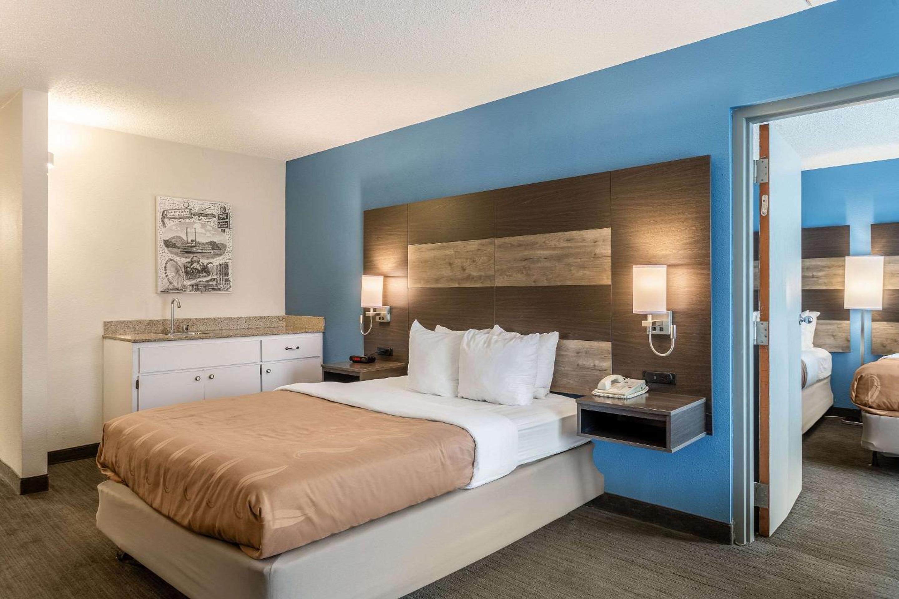 Queen Suite with Three Queen Beds - Non Smoking  - Photo 1