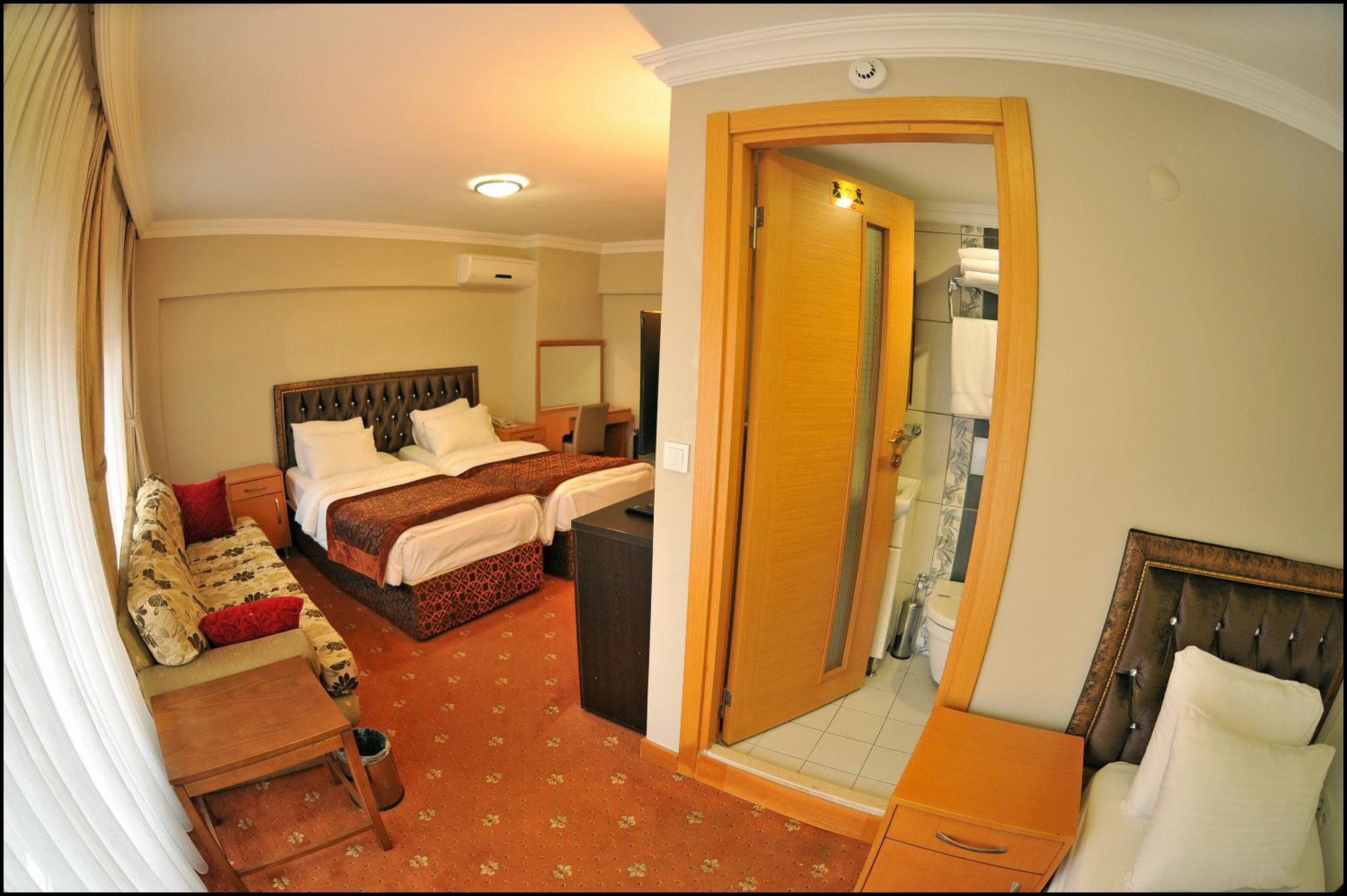 Triple Room photo 1