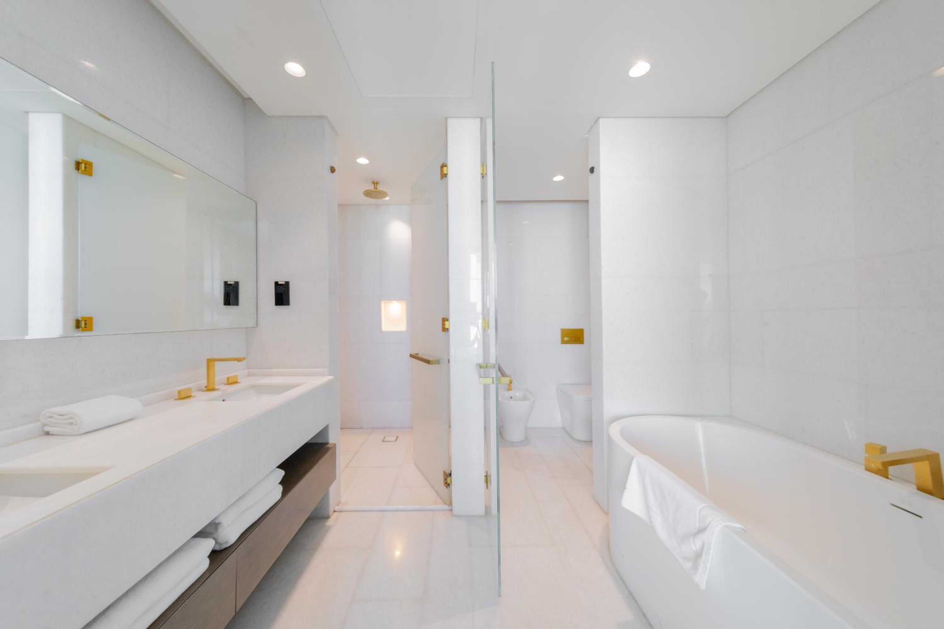 Two-Bedroom Apartment with Sea View photo 3