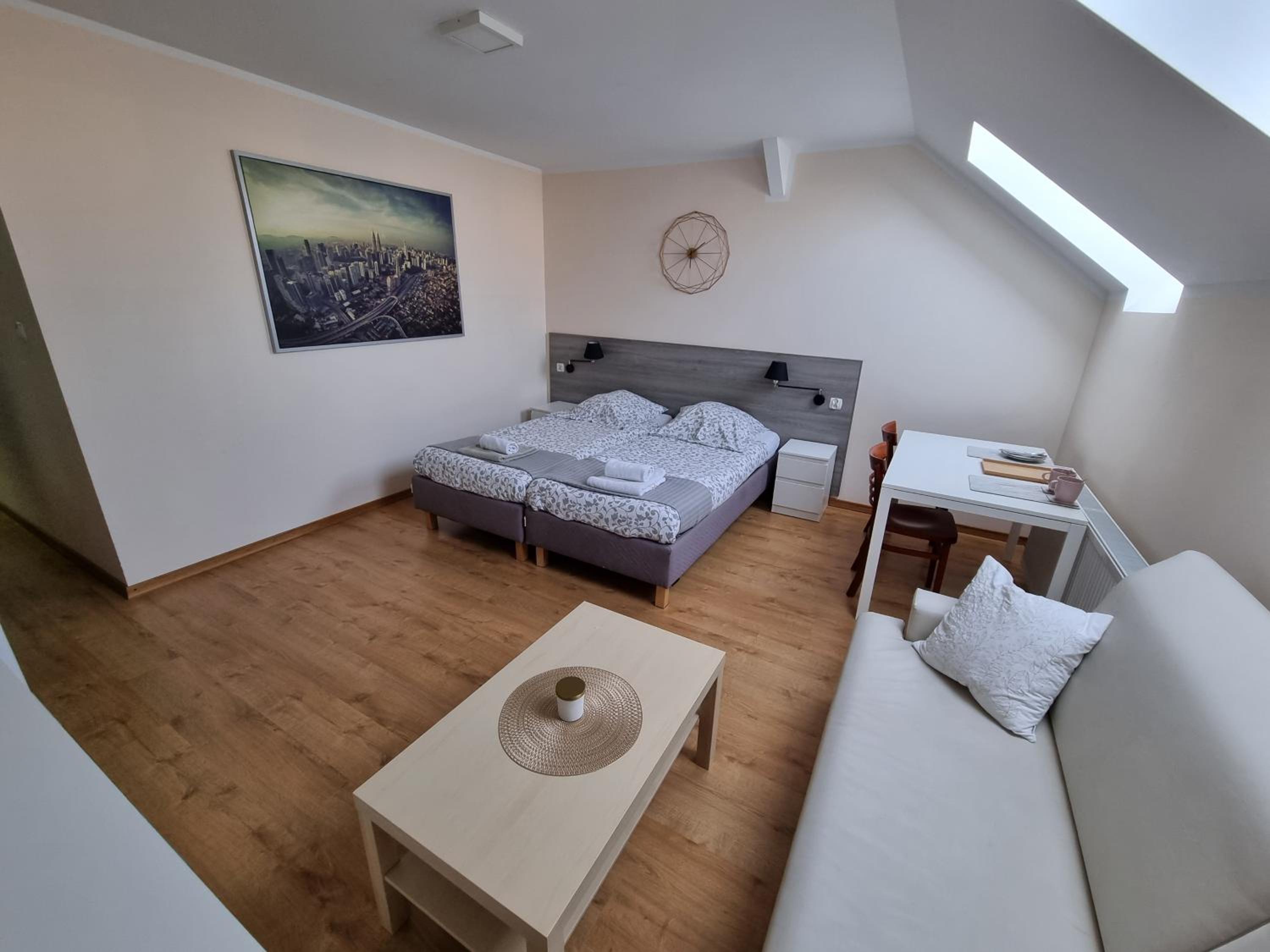Double Room with Extra Bed - Photo 1