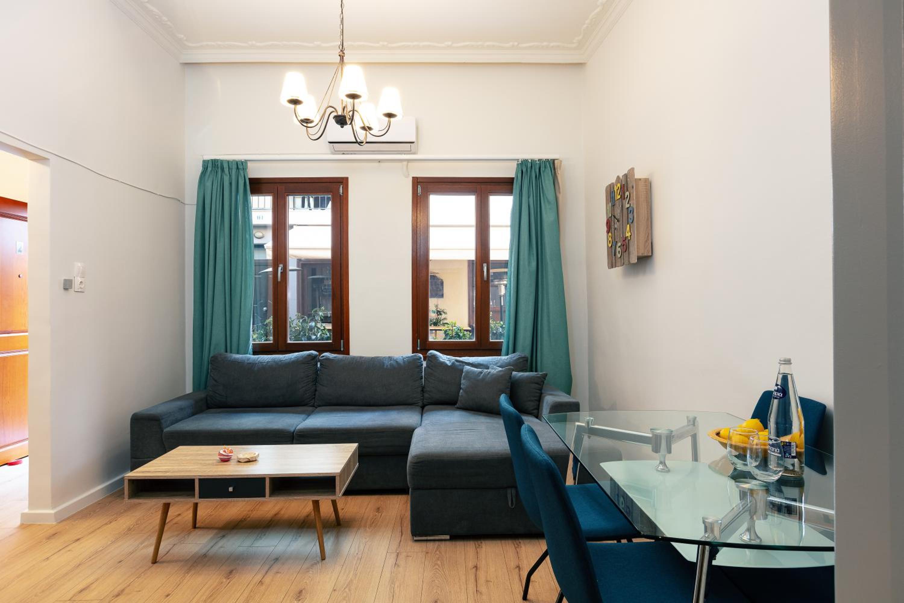 Superior Two-Bedroom Apartment with Old Town View