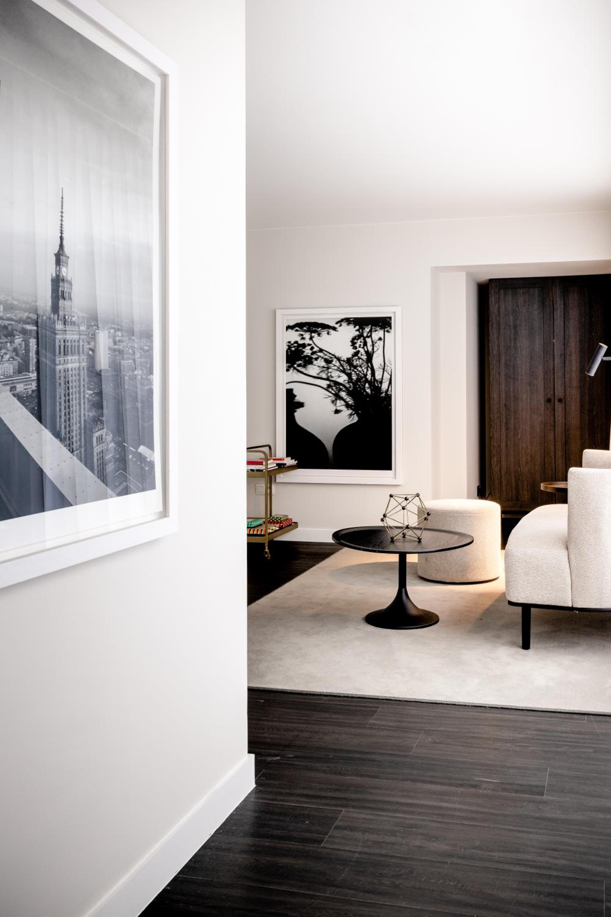 Suite - Photo 2