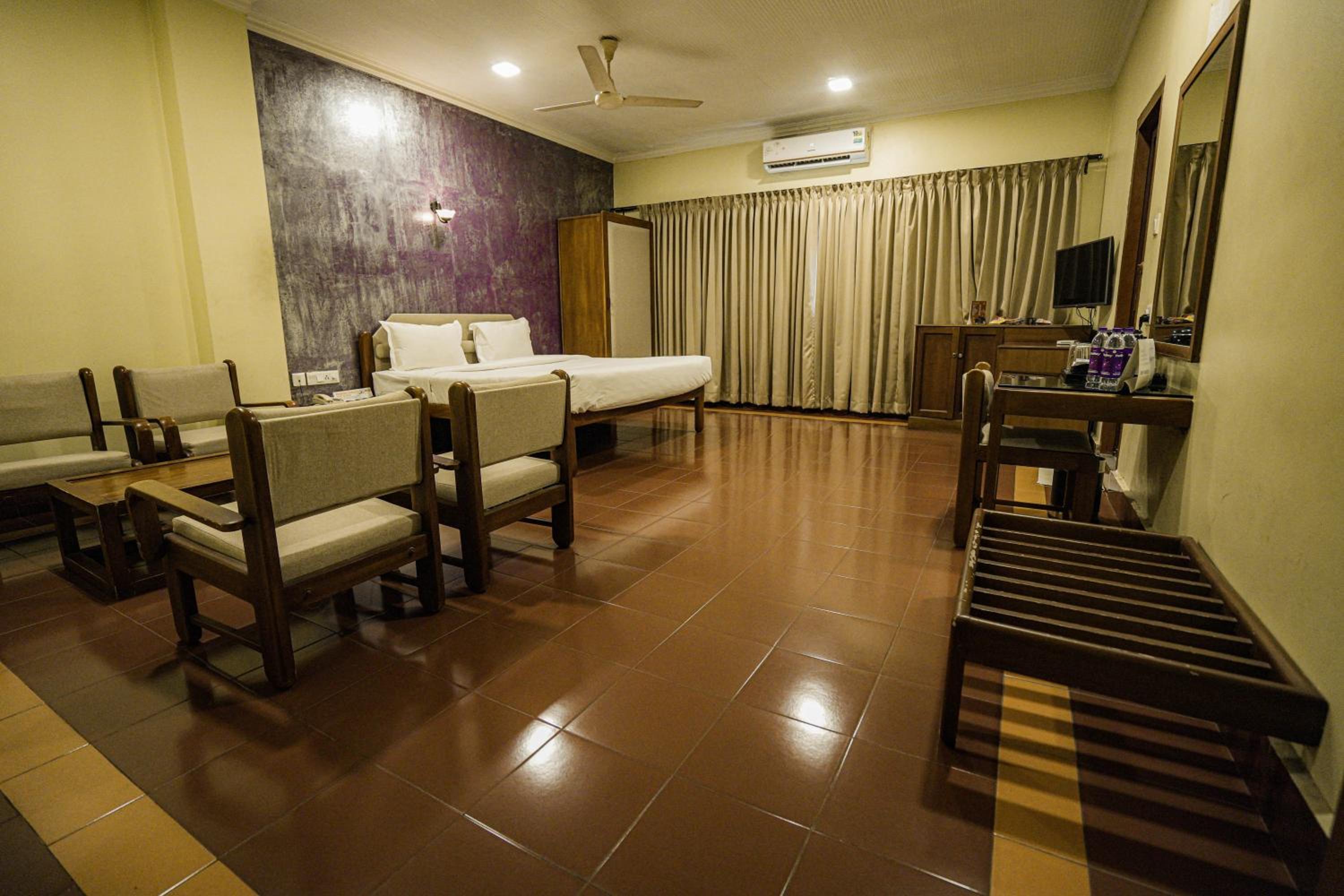 Standard Deluxe Room photo 1