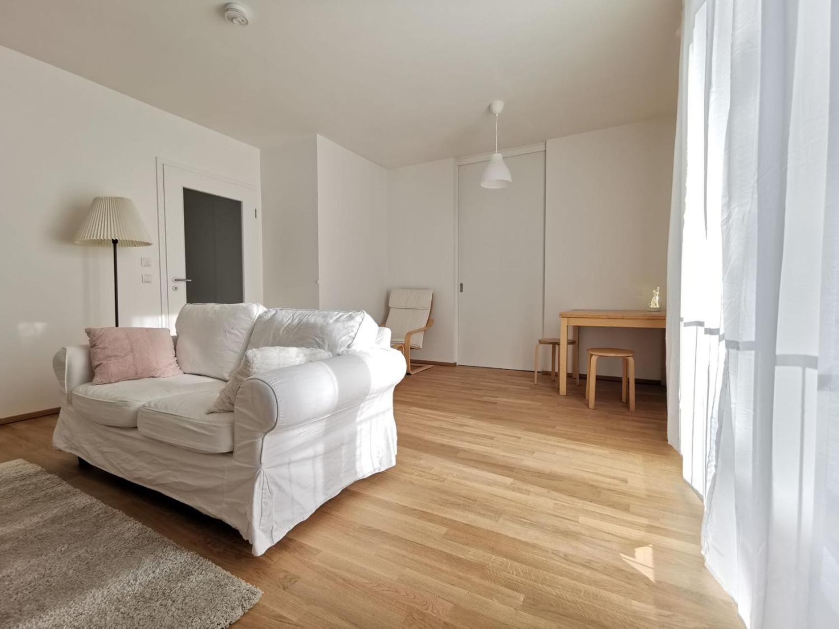 Large Double Room photo 2