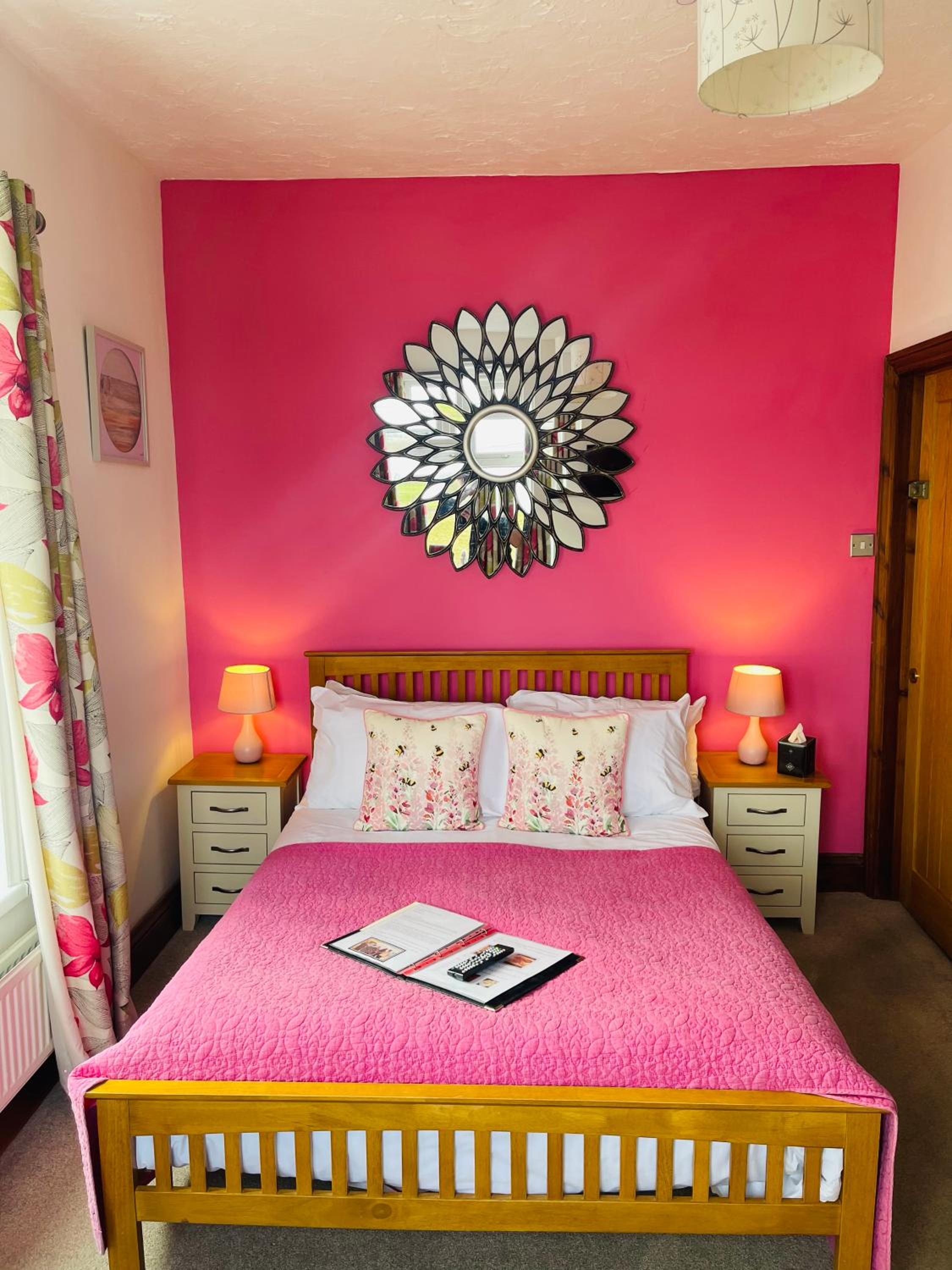 Double Room with Garden View - Photo 8