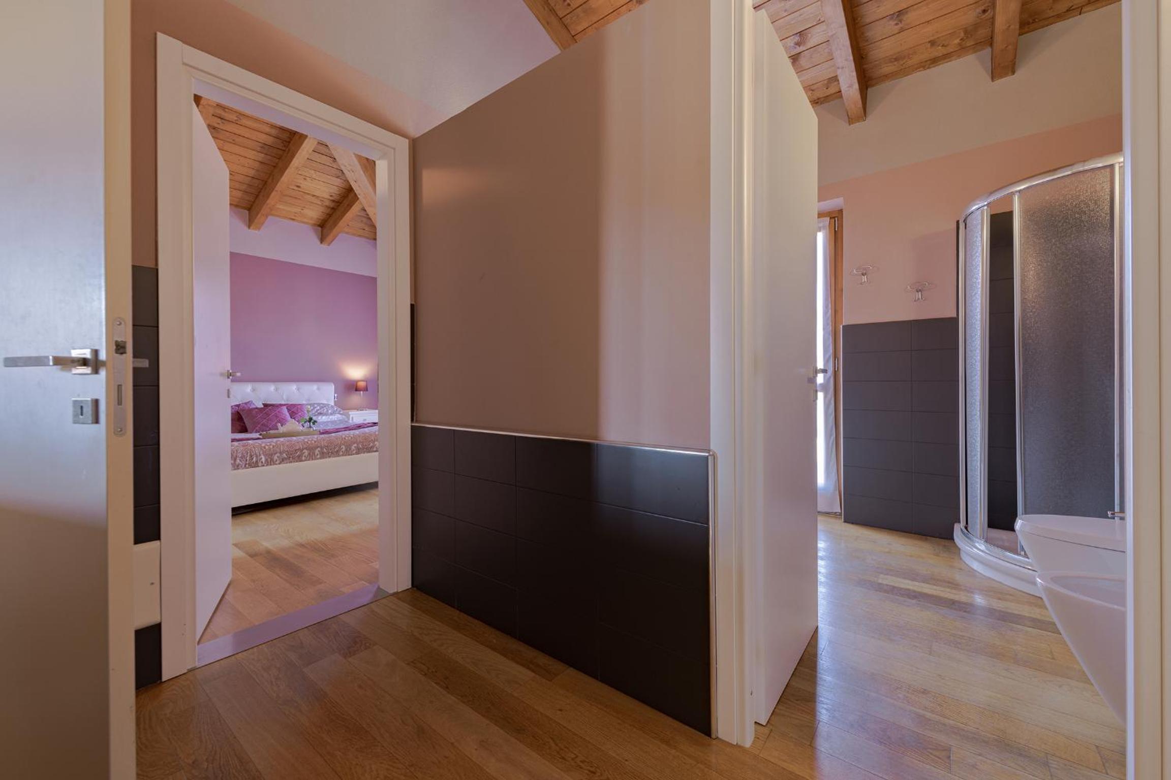 Deluxe Quadruple Room photo 3