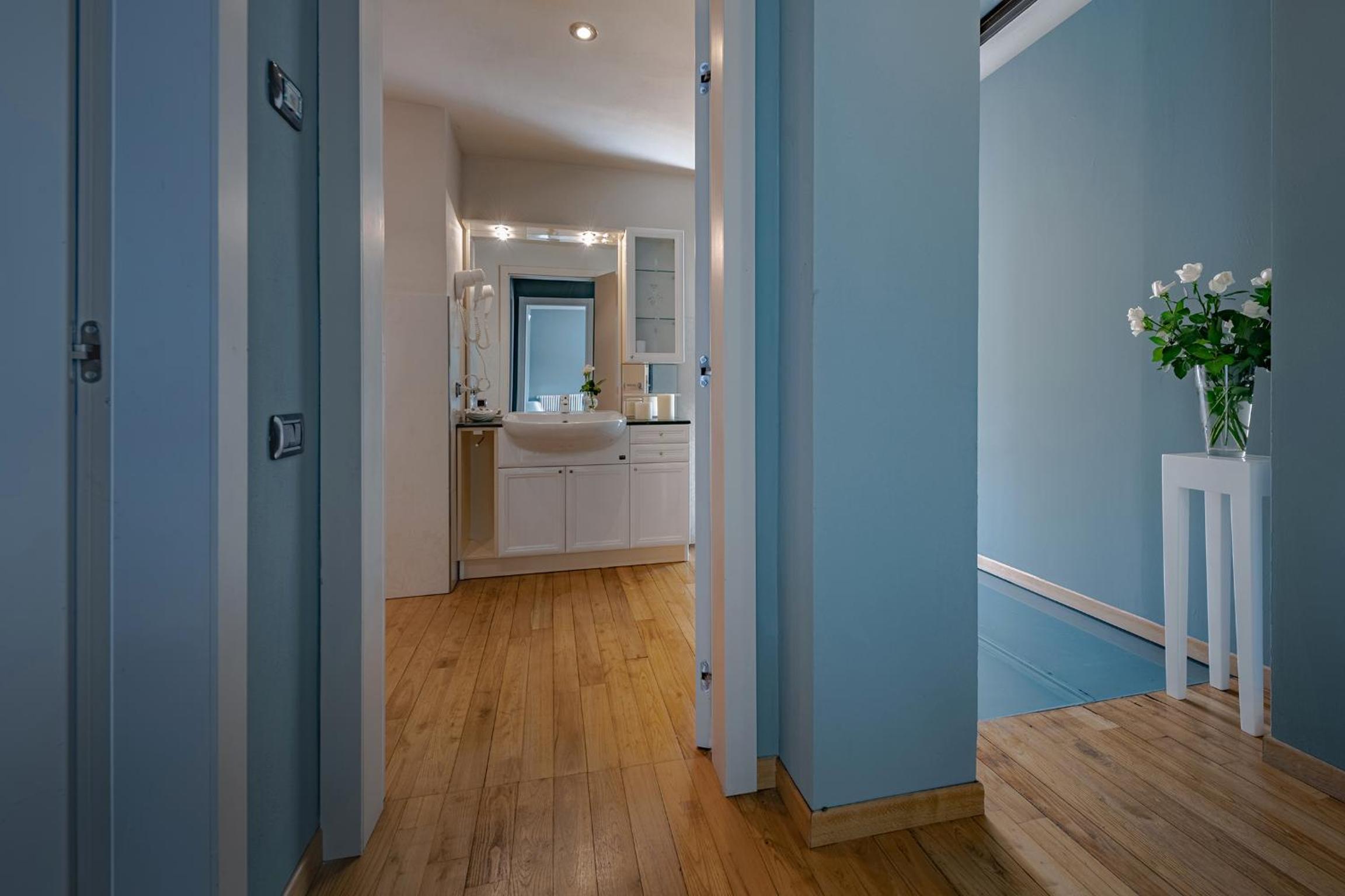 Superior Apartment photo 2