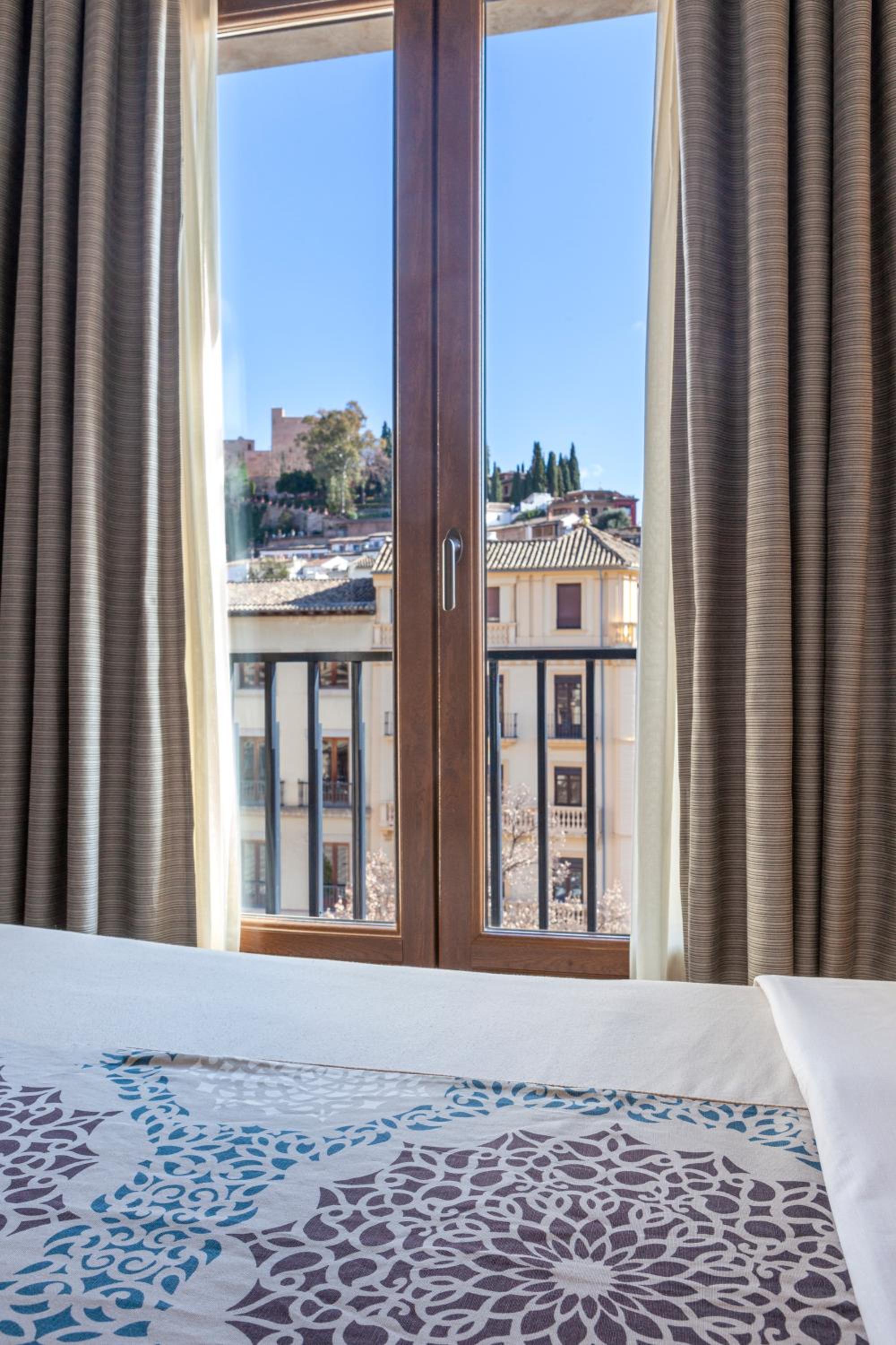 Superior Double or Twin Room - Photo 13