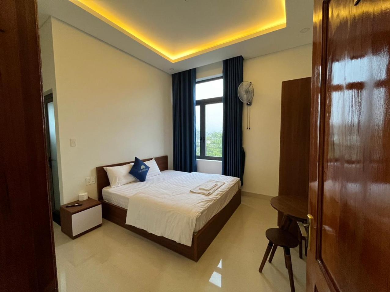 Budget Double Room photo 2