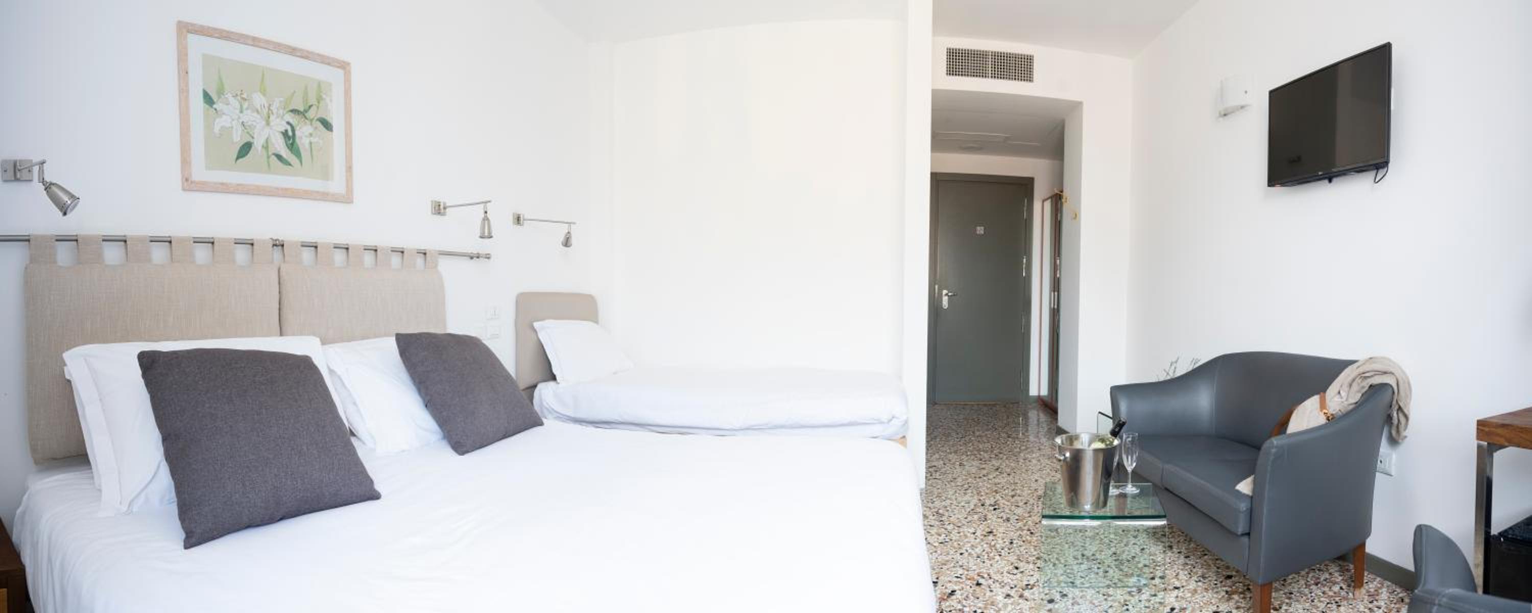 Triple Room photo 2