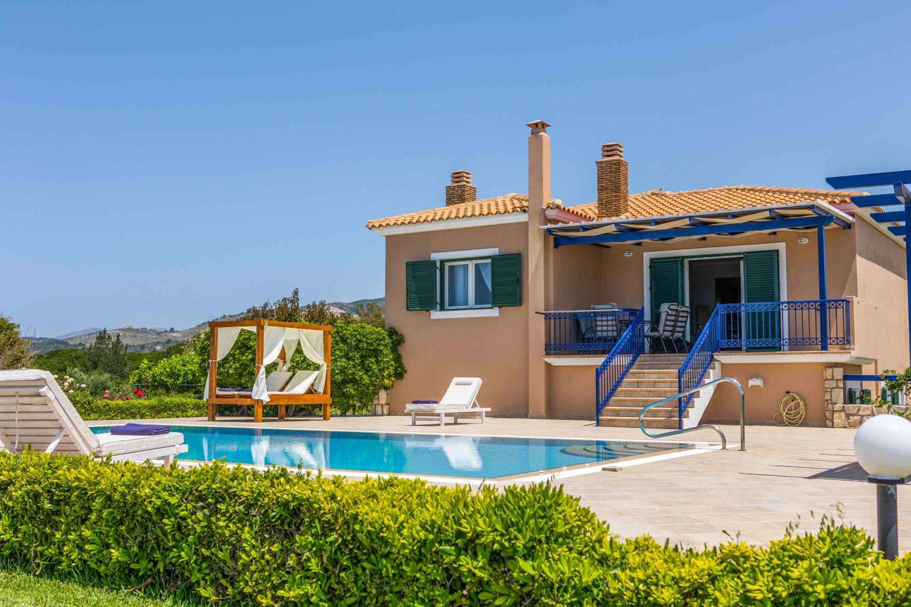 Five-Bedroom Villa photo 2