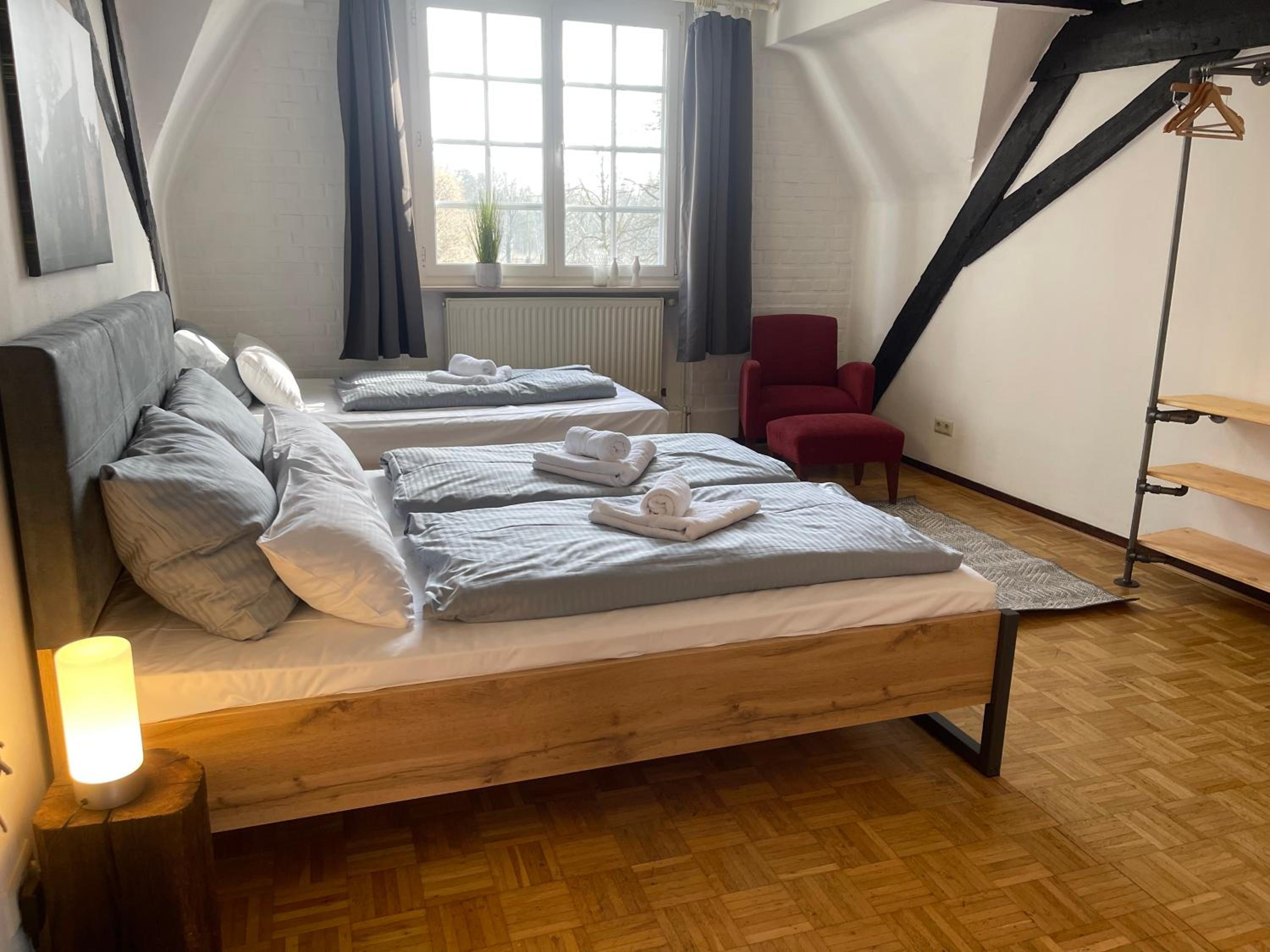 Triple Room with Private Bathroom - Photo 6