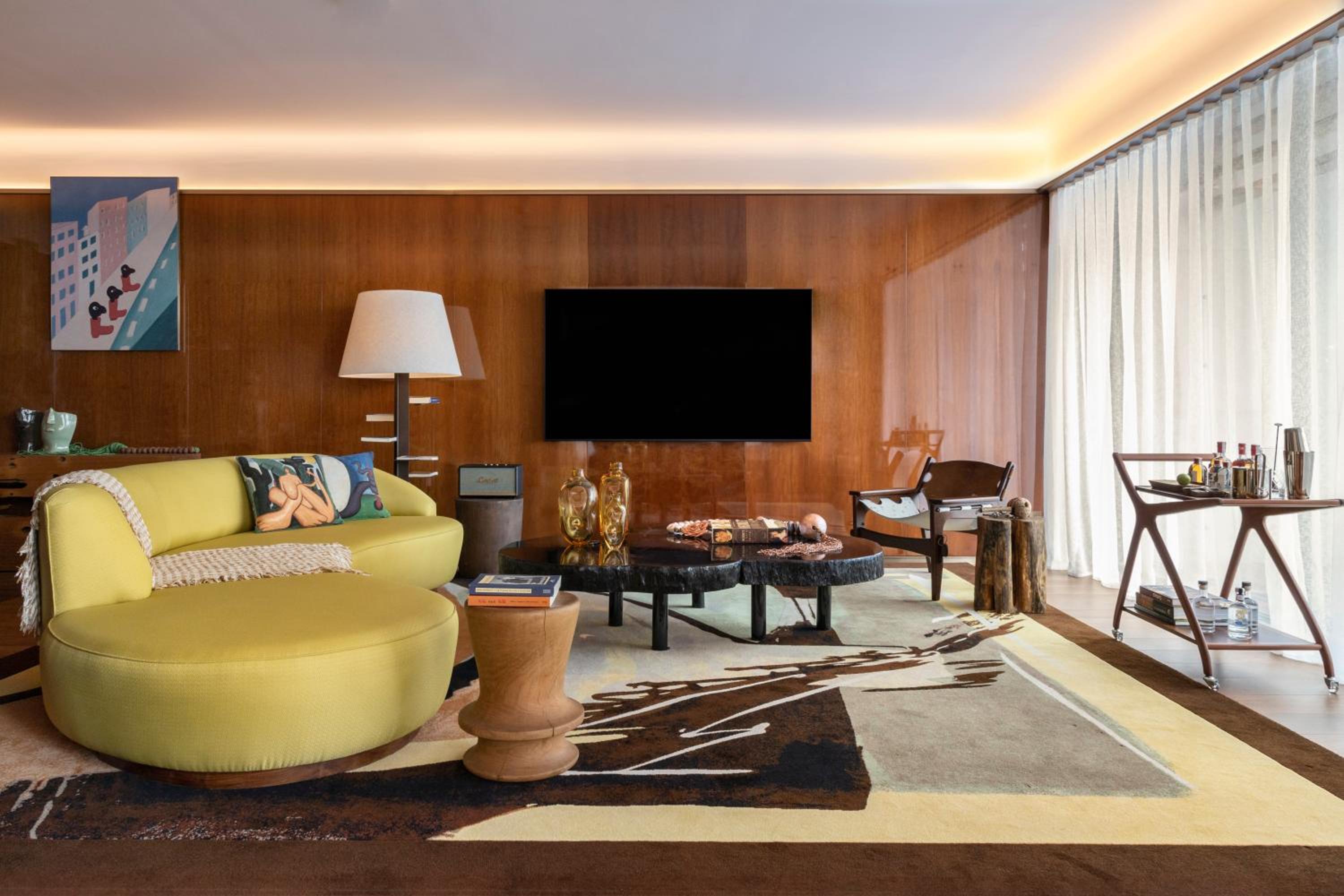 Premier Suite - Photo 1