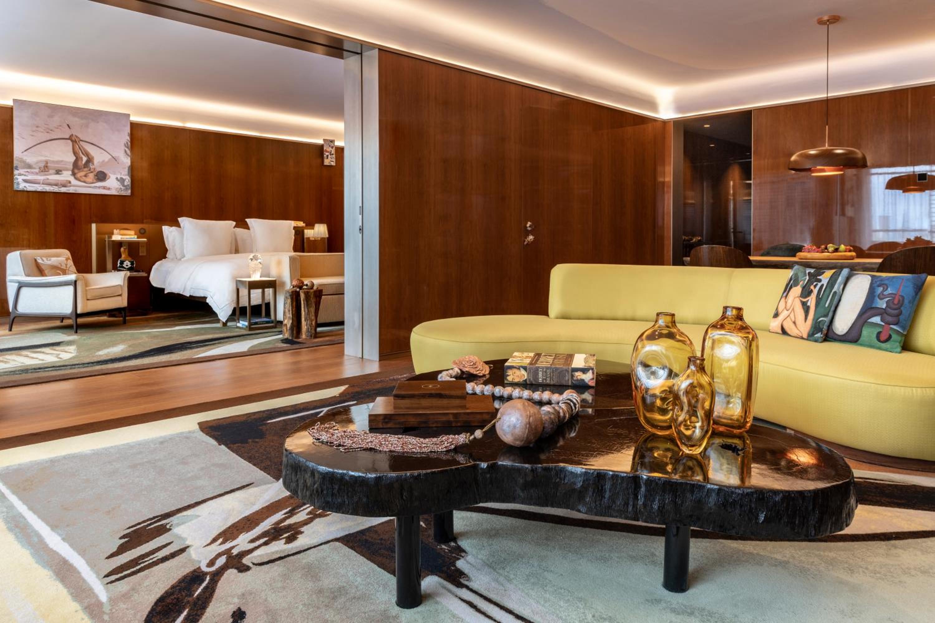 Premier Suite - Photo 2