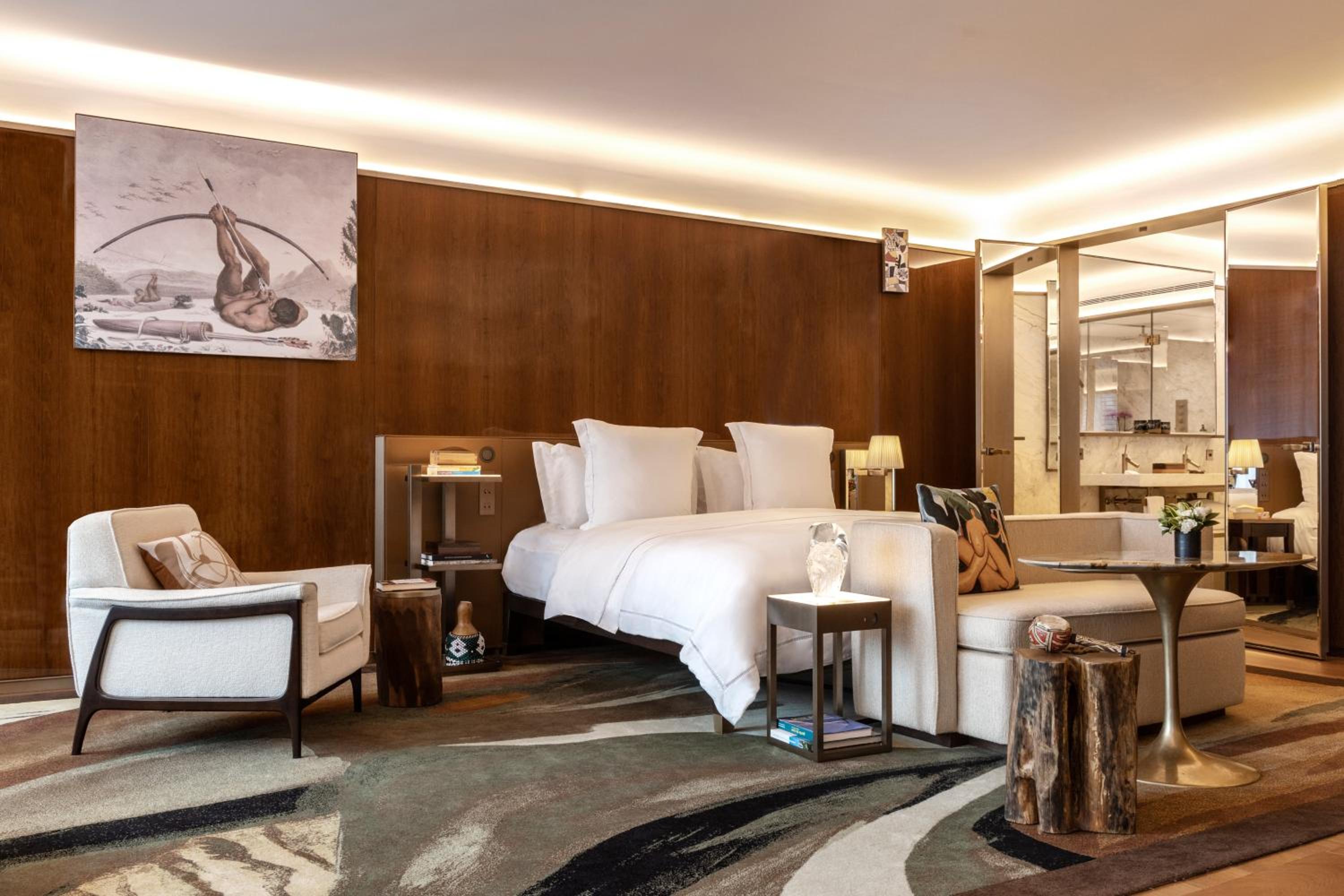 Premier Suite - Photo 3