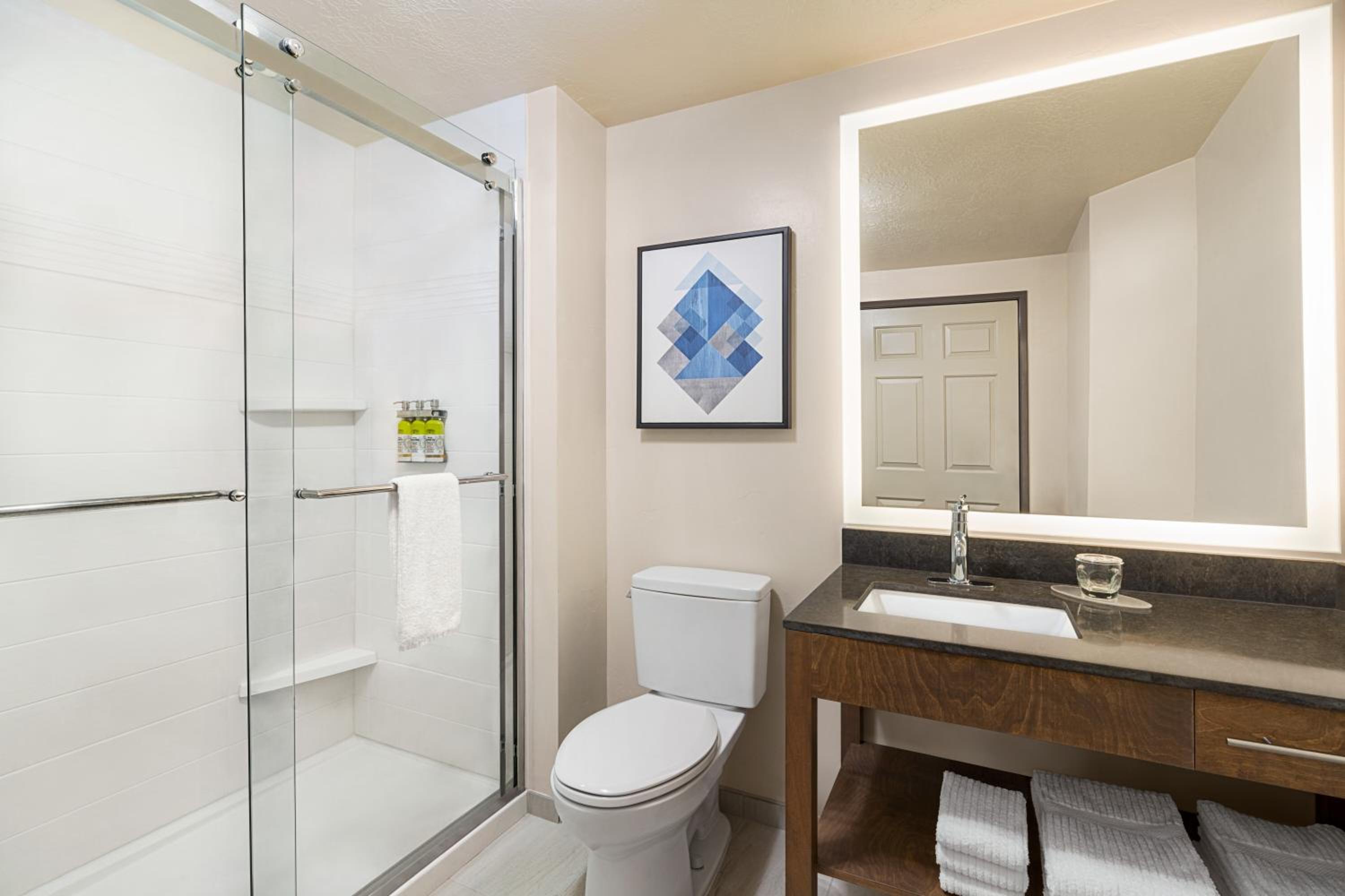 Studio Suite - Photo 5