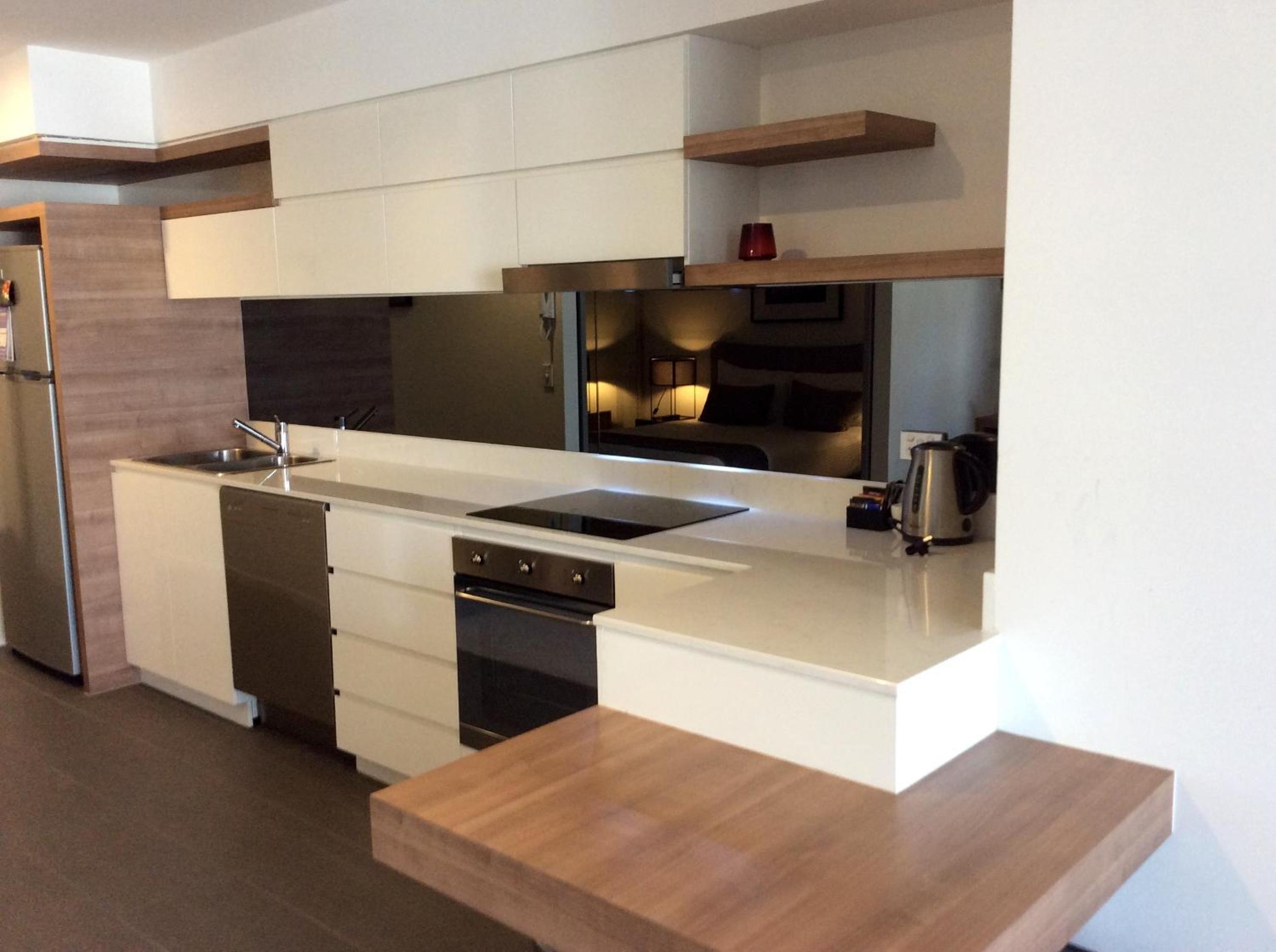 Two-Bedroom Apartment with Mountain View