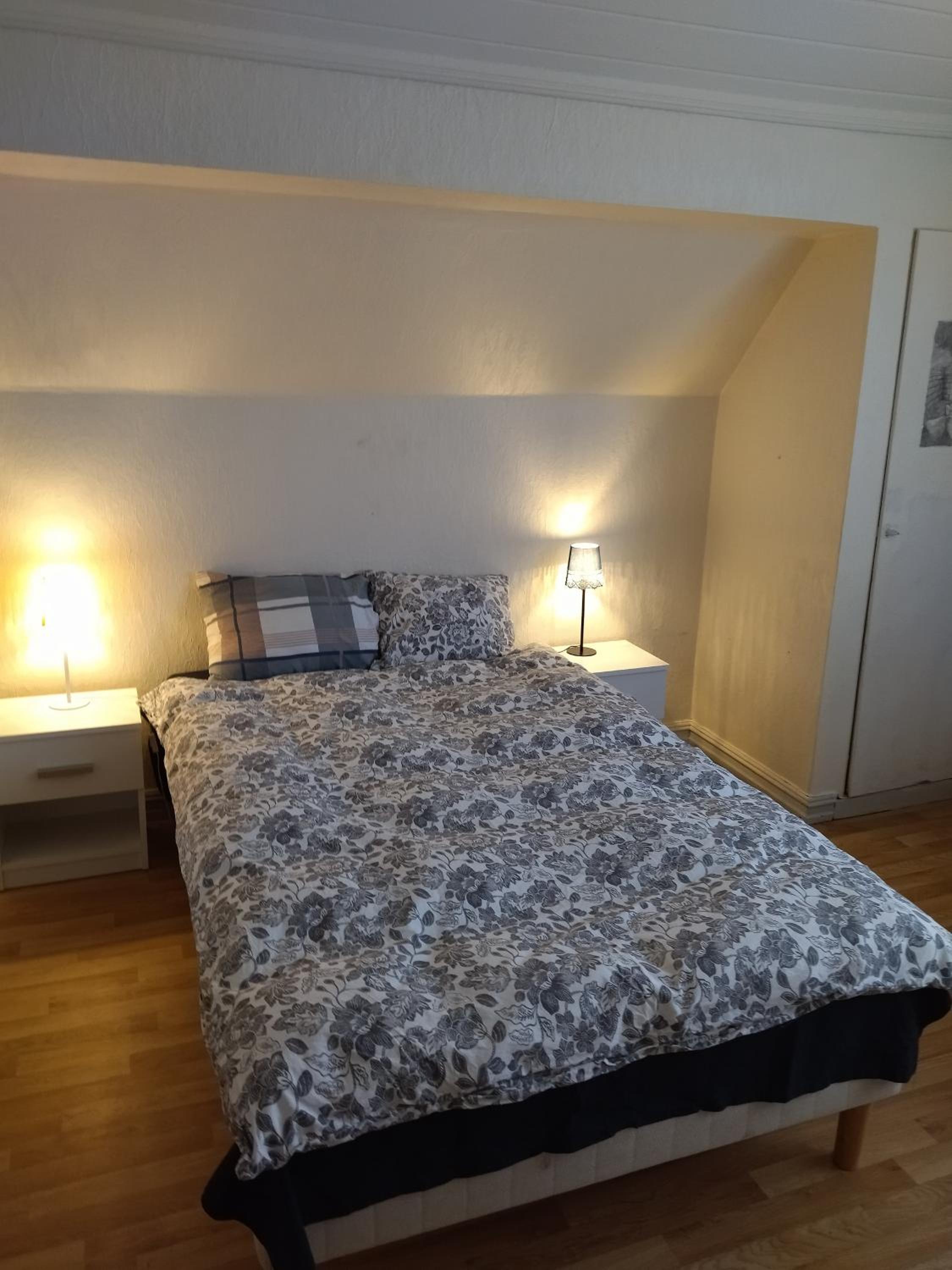 Deluxe Double Room (1 Adult + 1 Child)